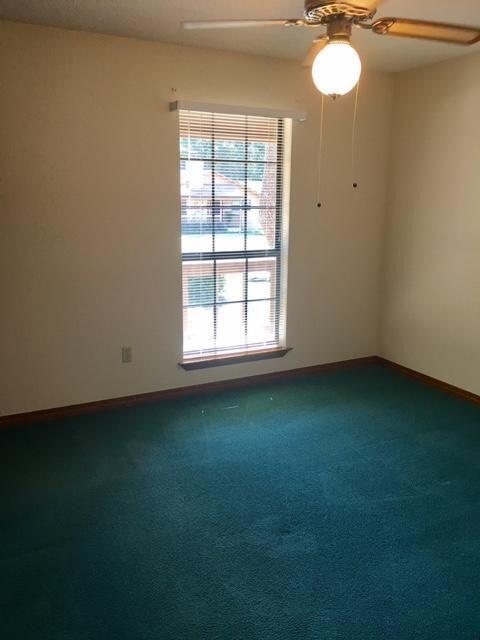 VALPARAISO PINECREST 5 - Residential