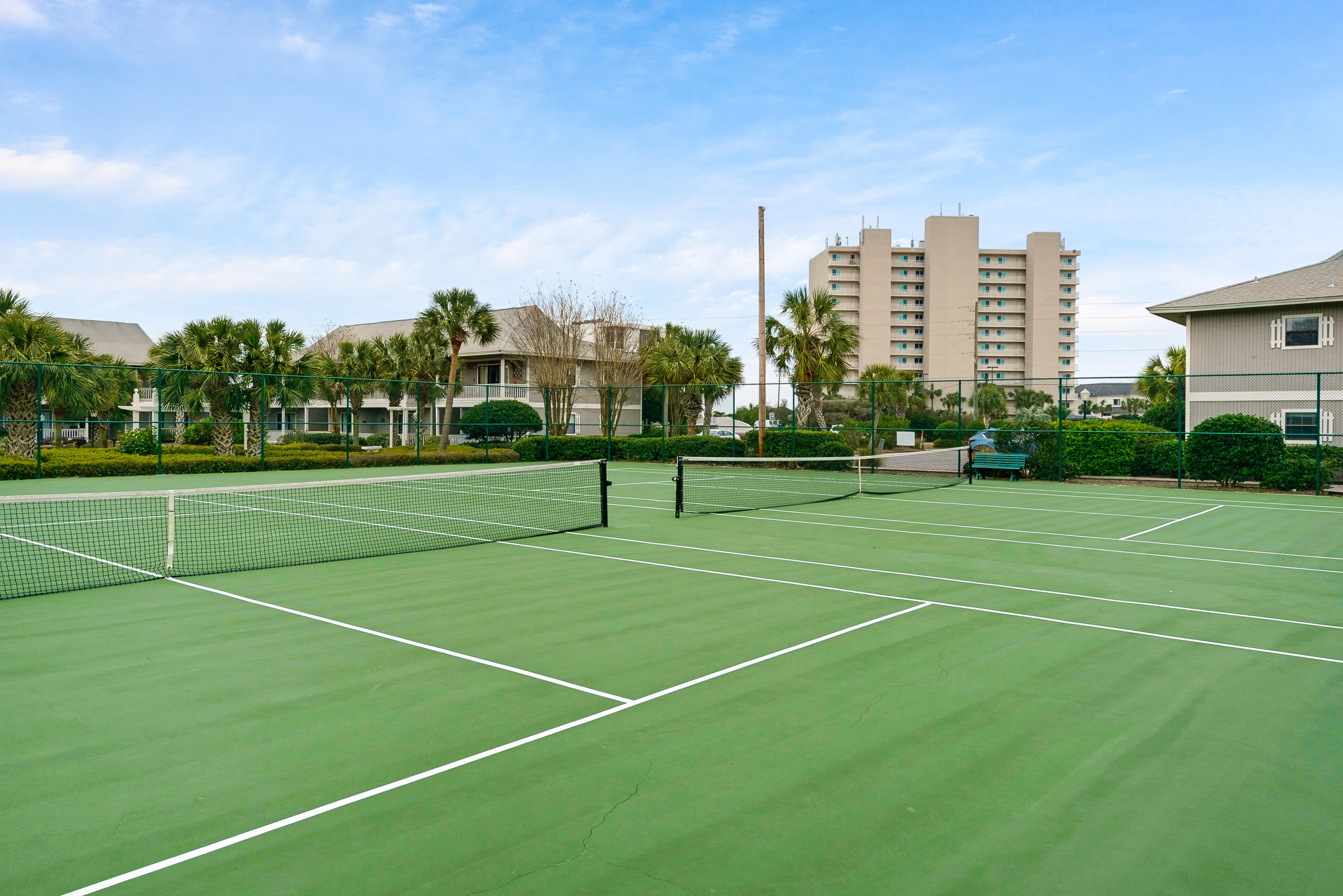 BEACHWOOD VILLAS CONDO - Residential