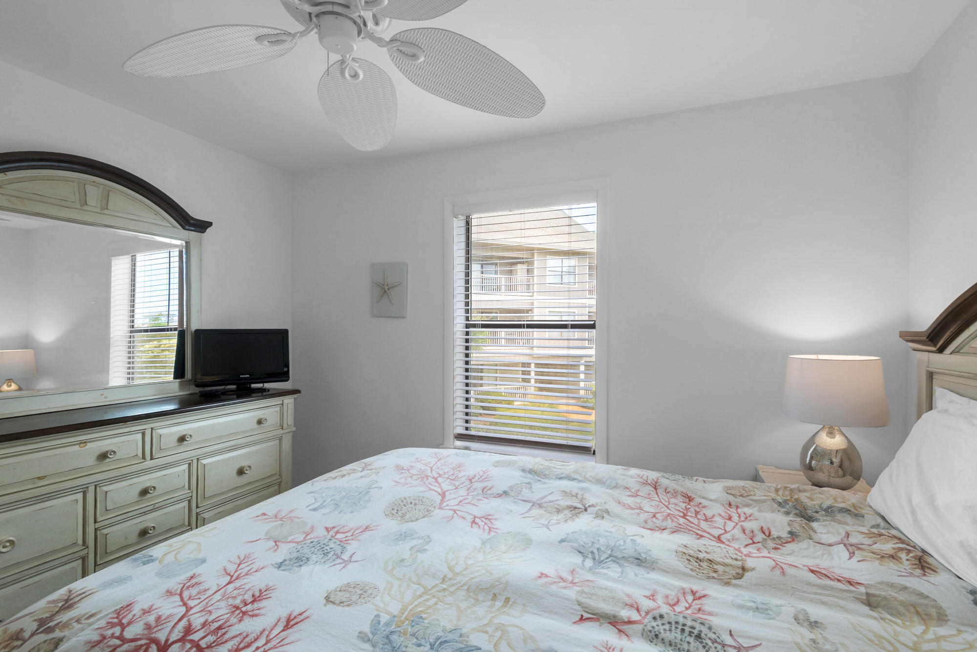 BEACHWOOD VILLAS CONDO - Residential