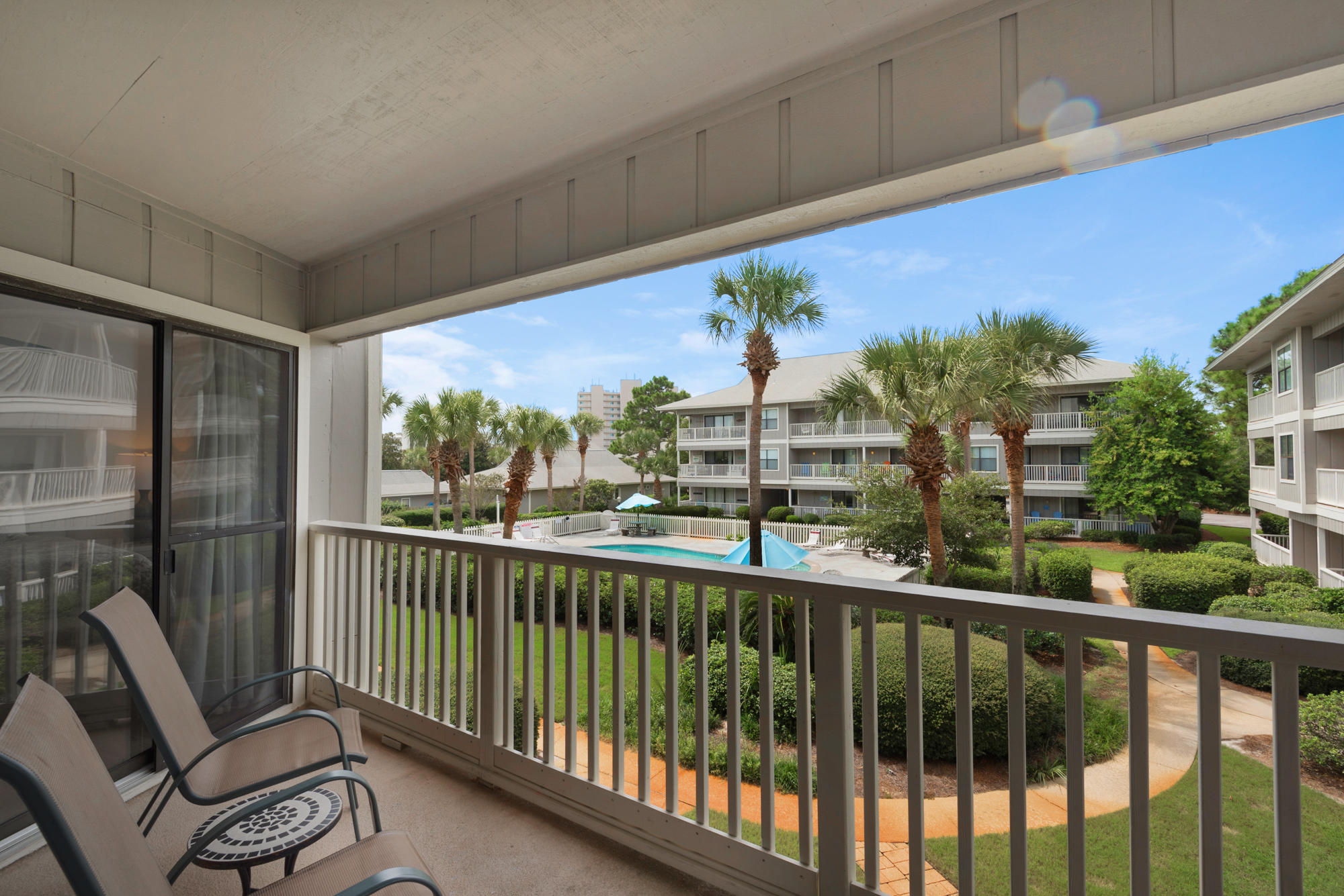 BEACHWOOD VILLAS CONDO - Residential