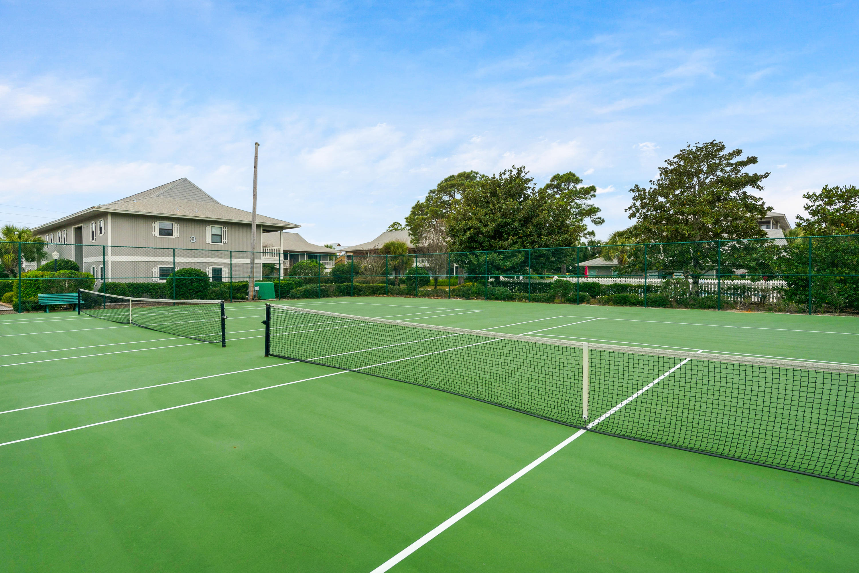 BEACHWOOD VILLAS CONDO - Residential