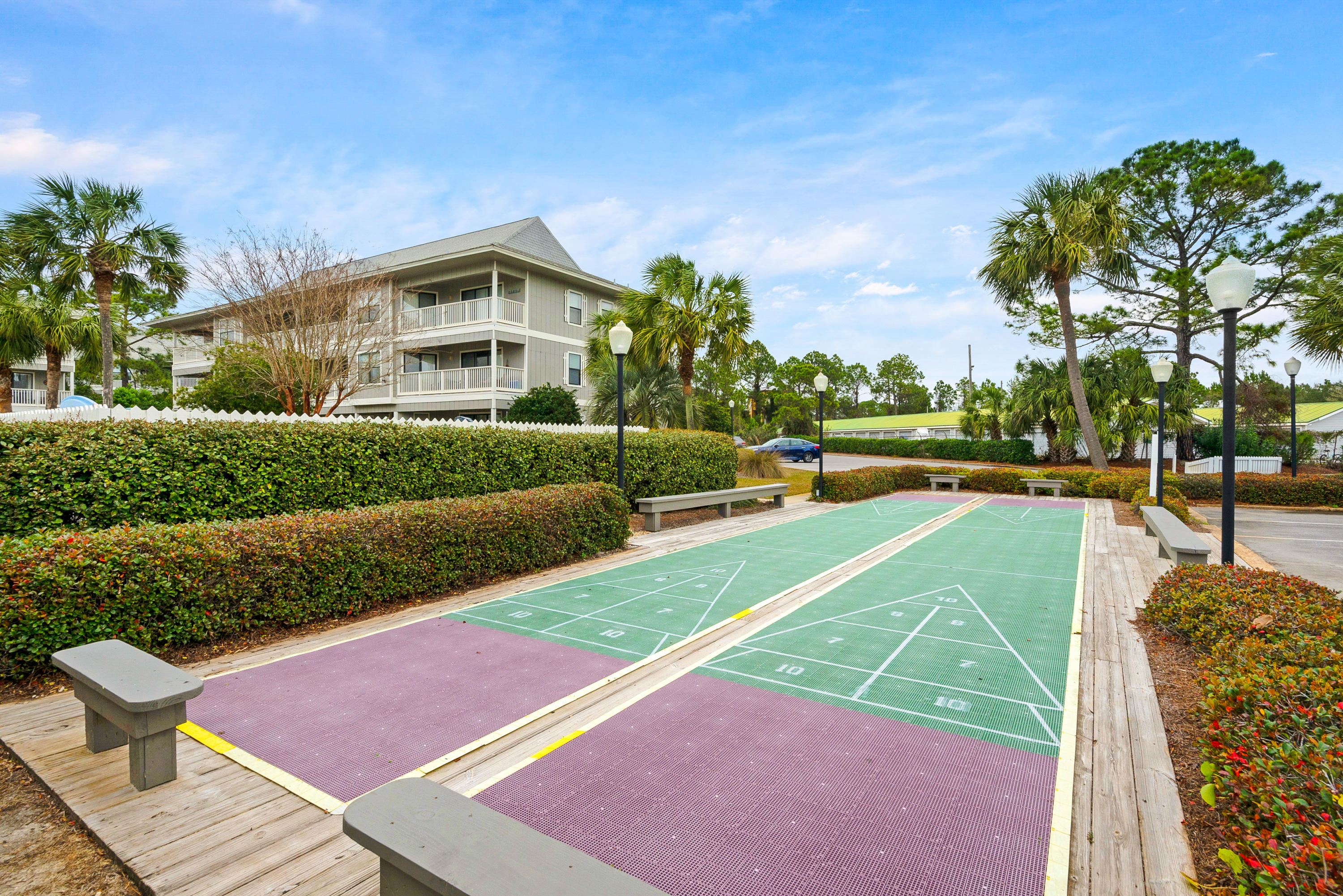 BEACHWOOD VILLAS CONDO - Residential