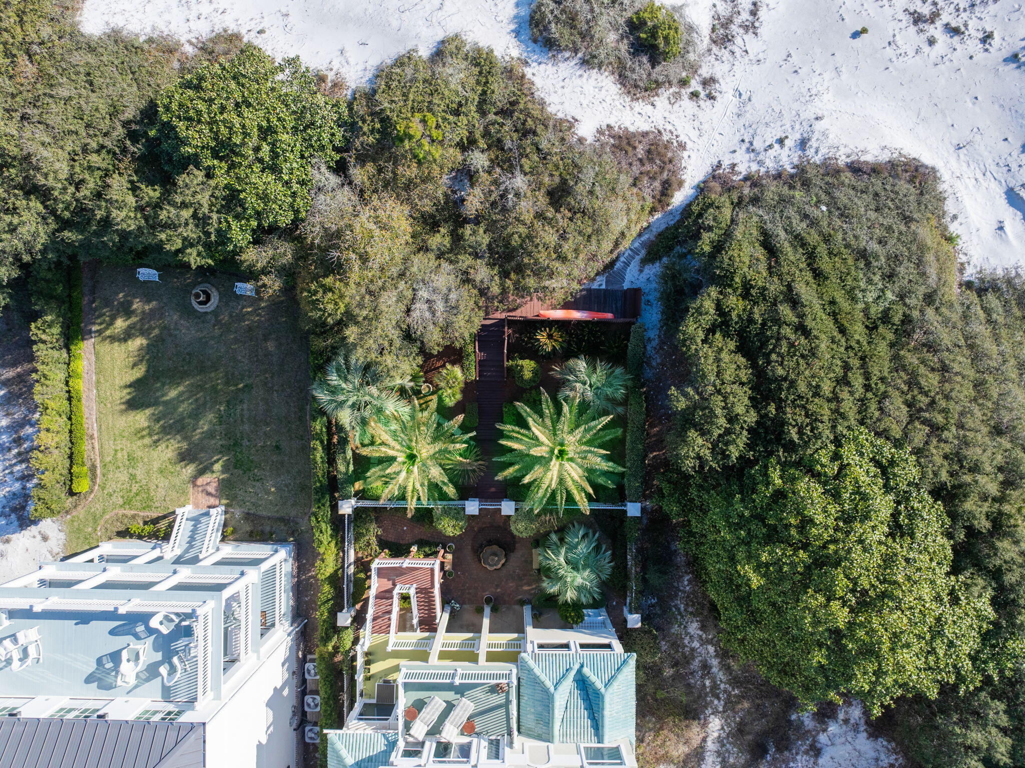 SECLUSION DUNES - Residential