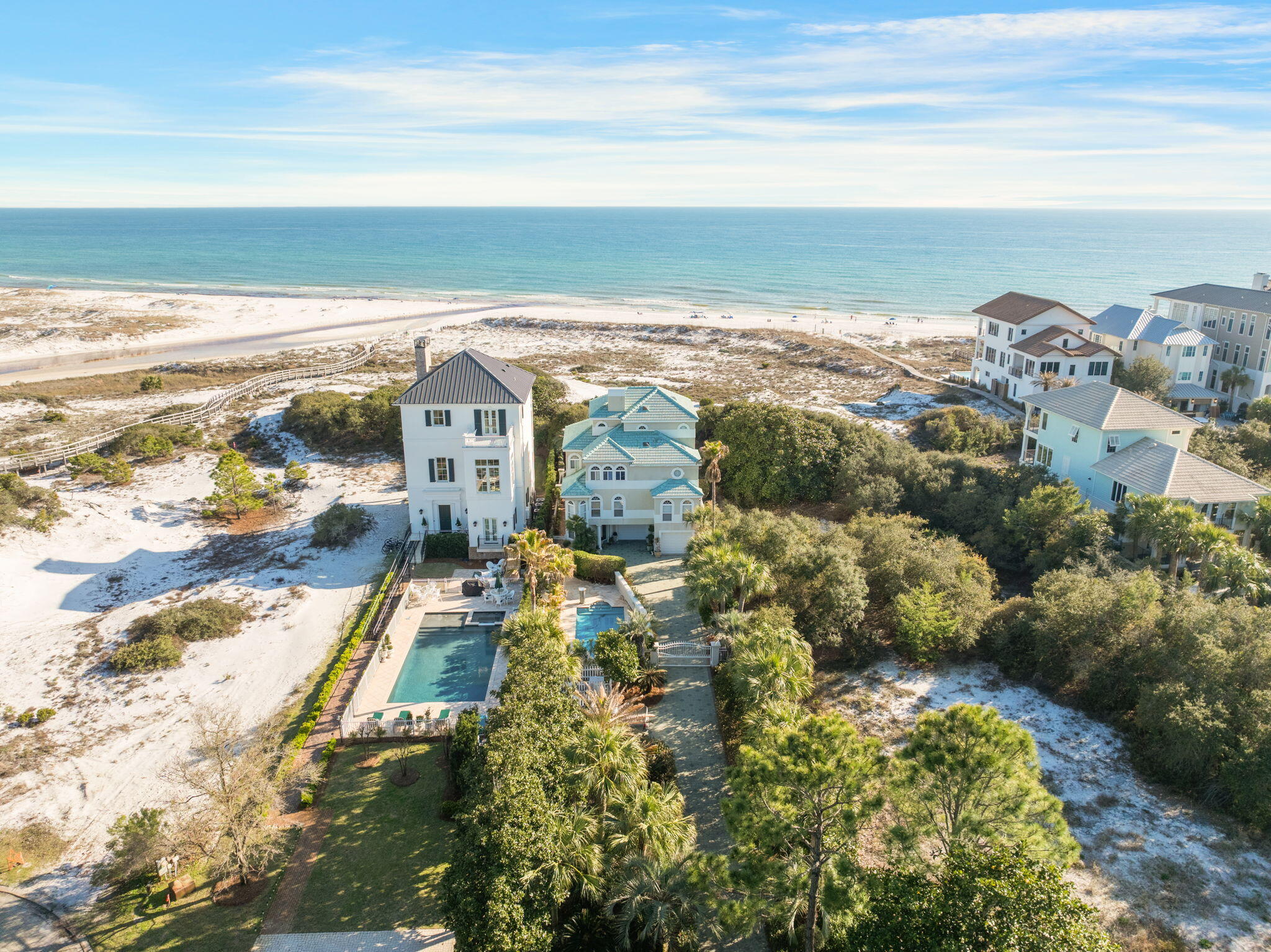 SECLUSION DUNES - Residential