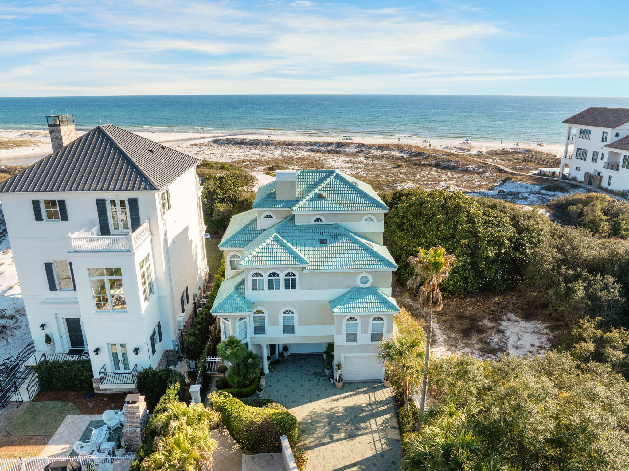 SECLUSION DUNES - Residential