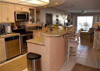 EL MATADOR CONDO - Residential