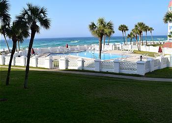 EL MATADOR CONDO - Residential