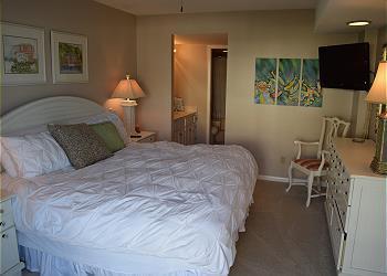 EL MATADOR CONDO - Residential