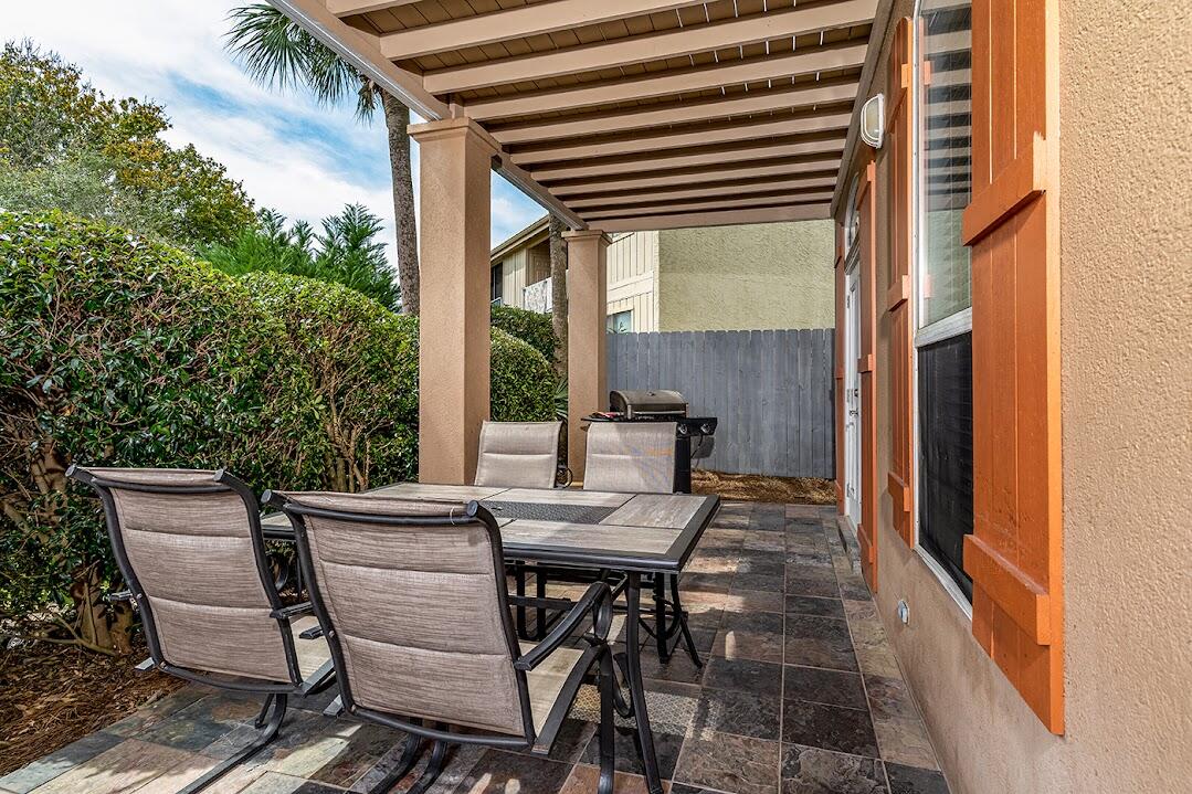 EMERALD SHORES OF SOUTH WALTON - Residential