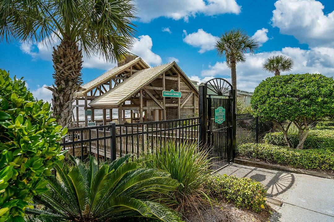 EMERALD SHORES OF SOUTH WALTON - Residential