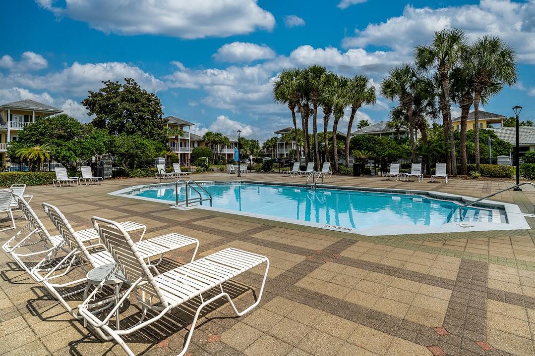 EMERALD SHORES OF SOUTH WALTON - Residential