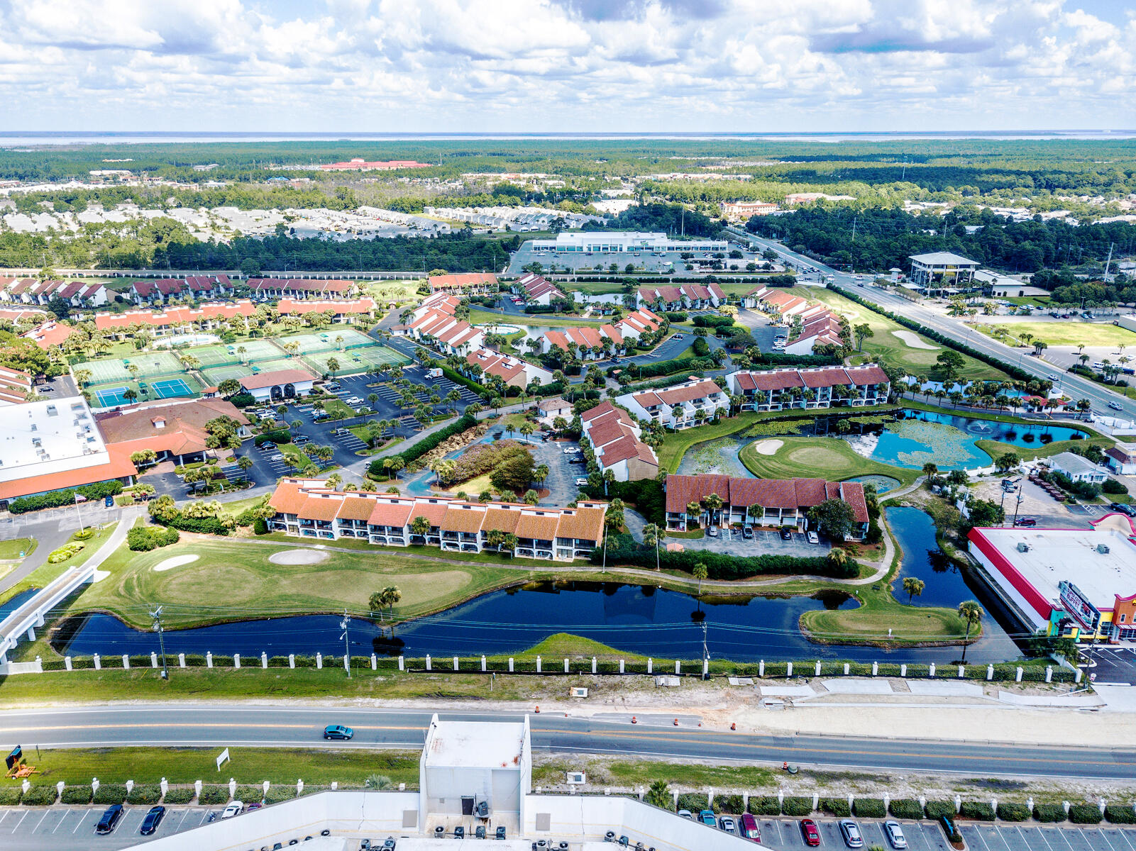 EDGEWATER - Residential