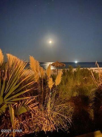 GRANDVIEW EAST - Residential