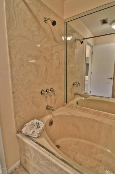 Edgewater Golf Villas V-A - Residential