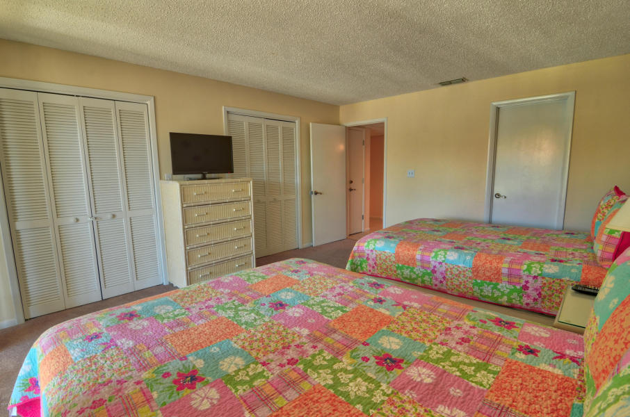 Edgewater Golf Villas V-A - Residential