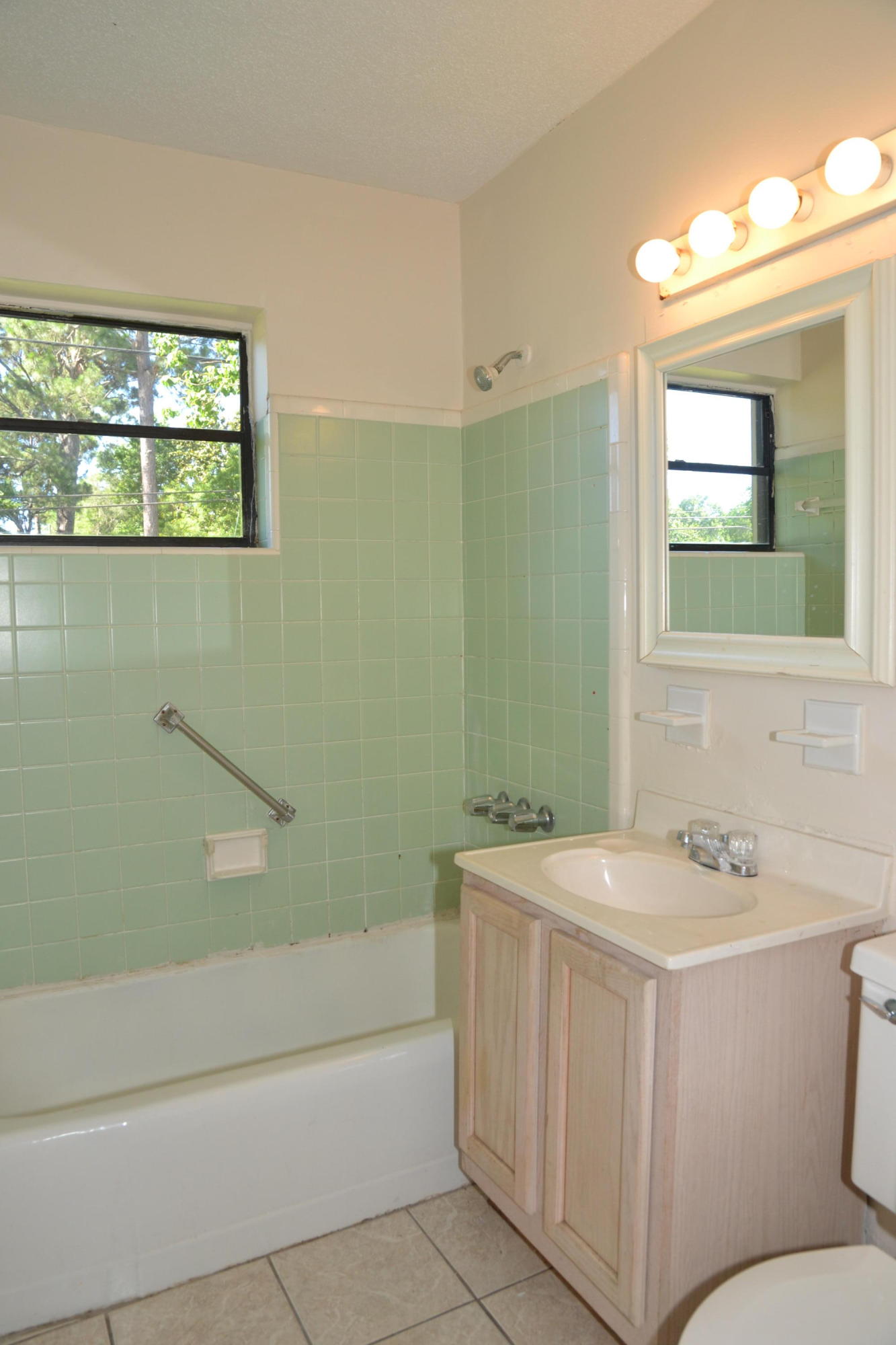 BRYN MAWR PARK 1ST ADDN - Residential