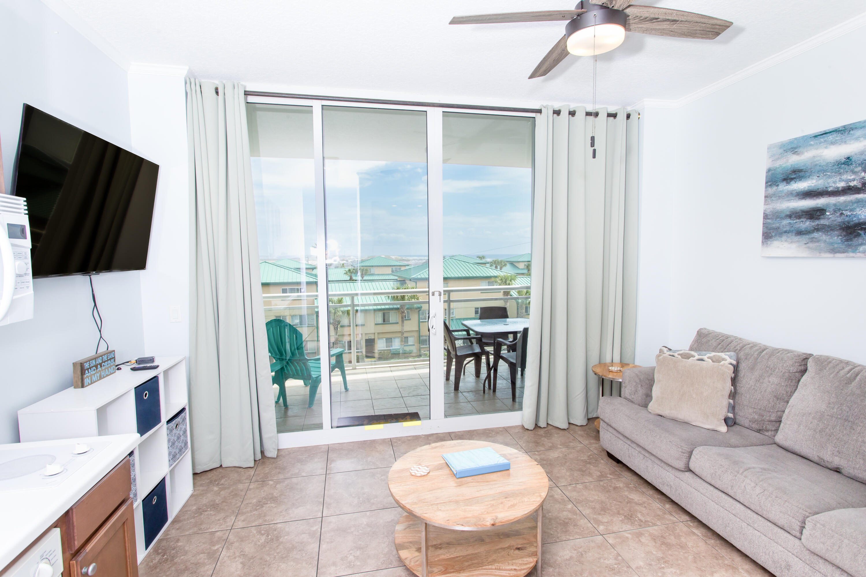 DESTIN WEST GULFSIDE VILLAS - Residential