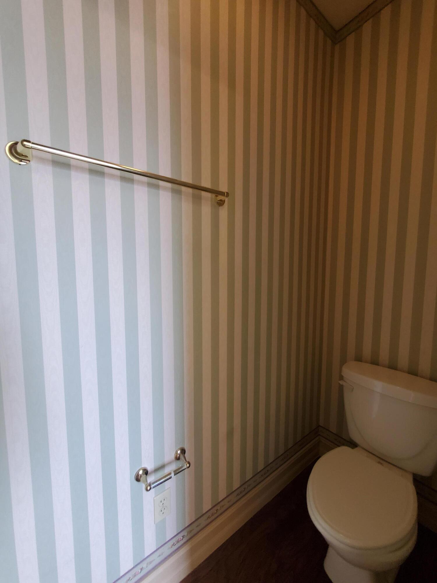 RIVERCHASE S/D PH 2 - Residential Lease