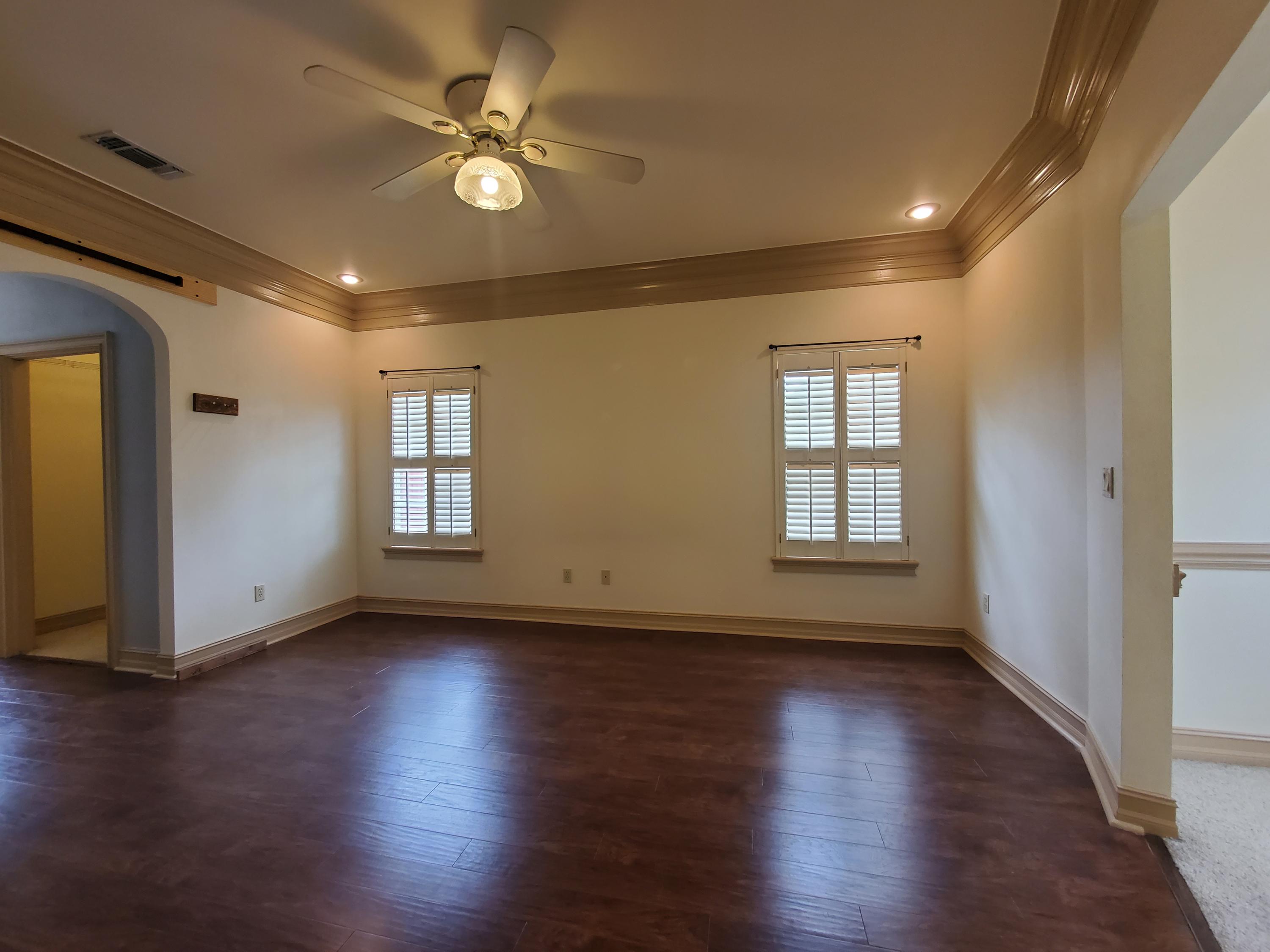 RIVERCHASE S/D PH 2 - Residential Lease