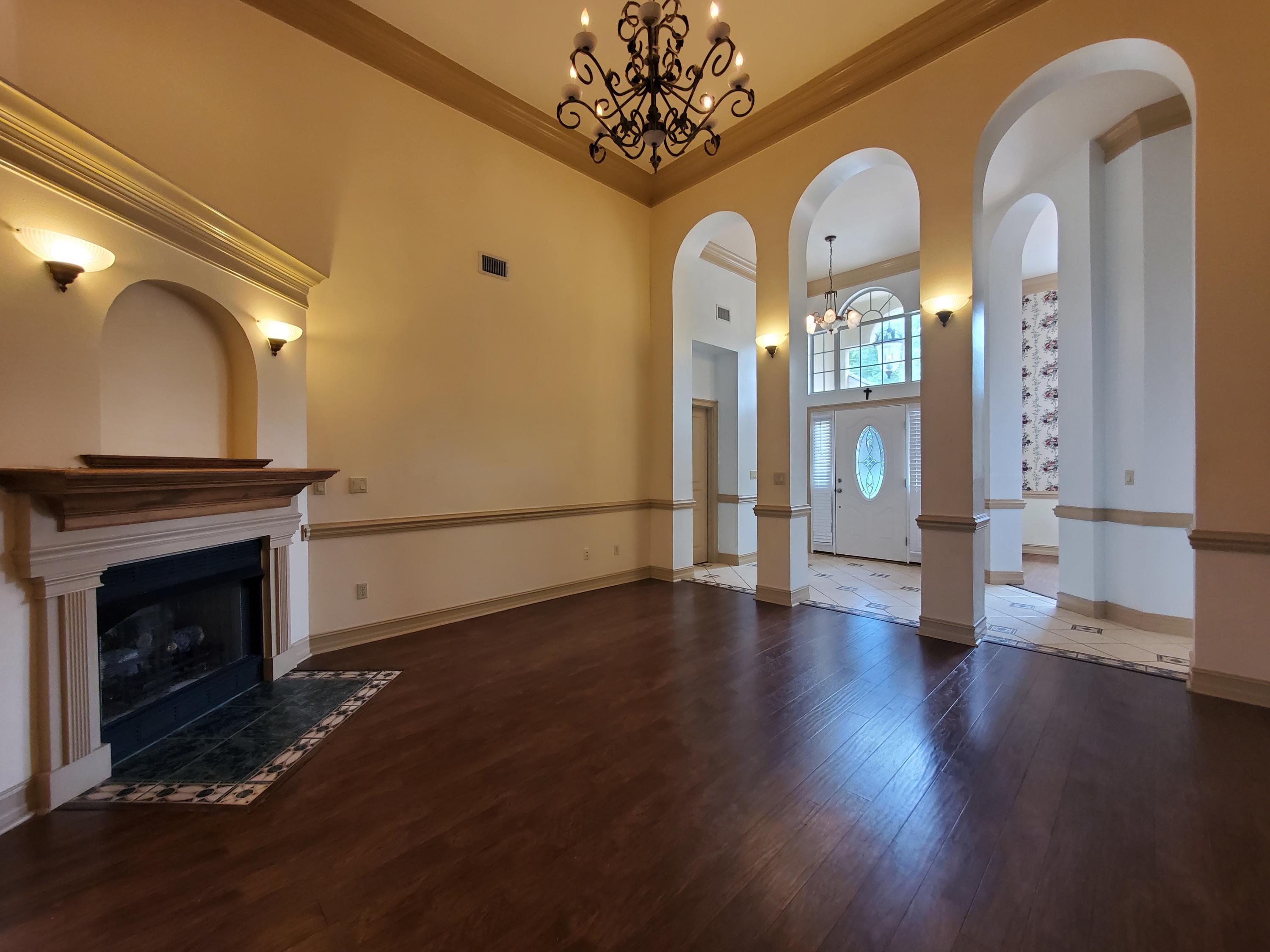 RIVERCHASE S/D PH 2 - Residential Lease