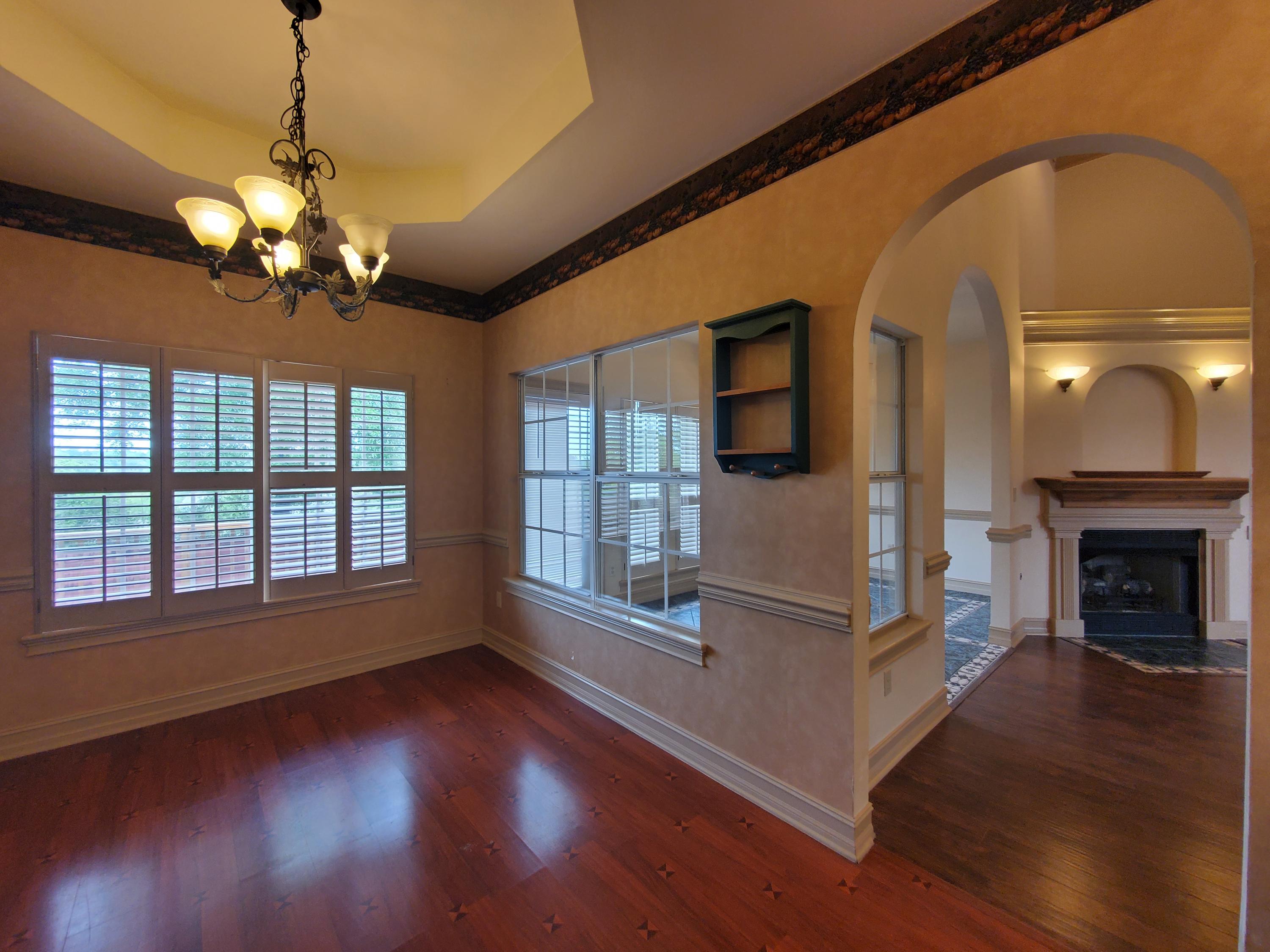 RIVERCHASE S/D PH 2 - Residential Lease