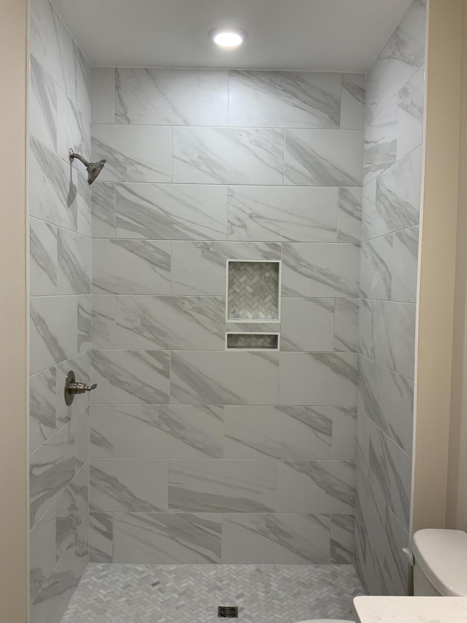 LAUREL OAKS S/D - Residential