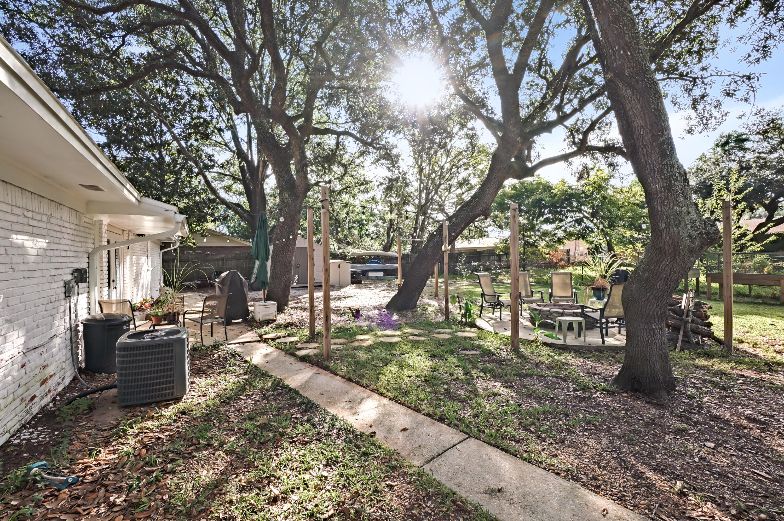 MIRAMAR ESTATES - Residential