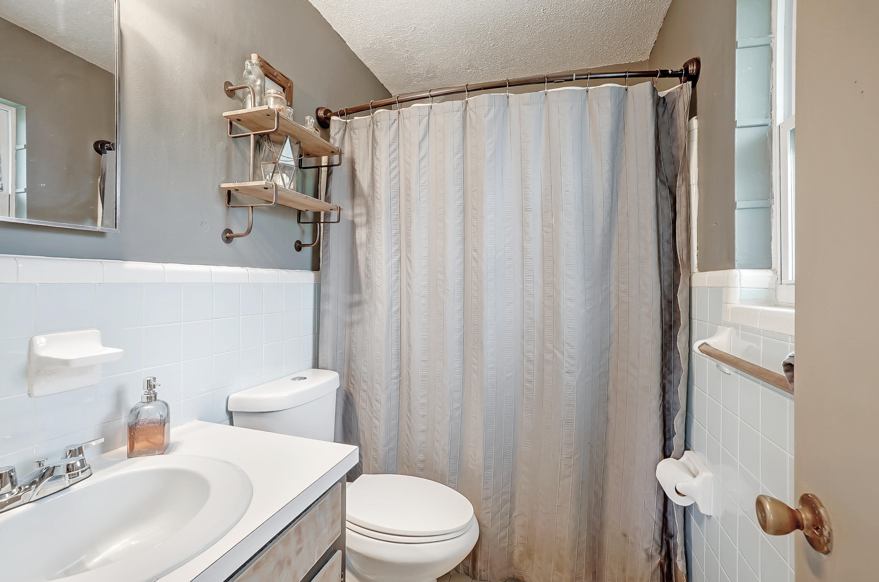 MIRAMAR ESTATES - Residential