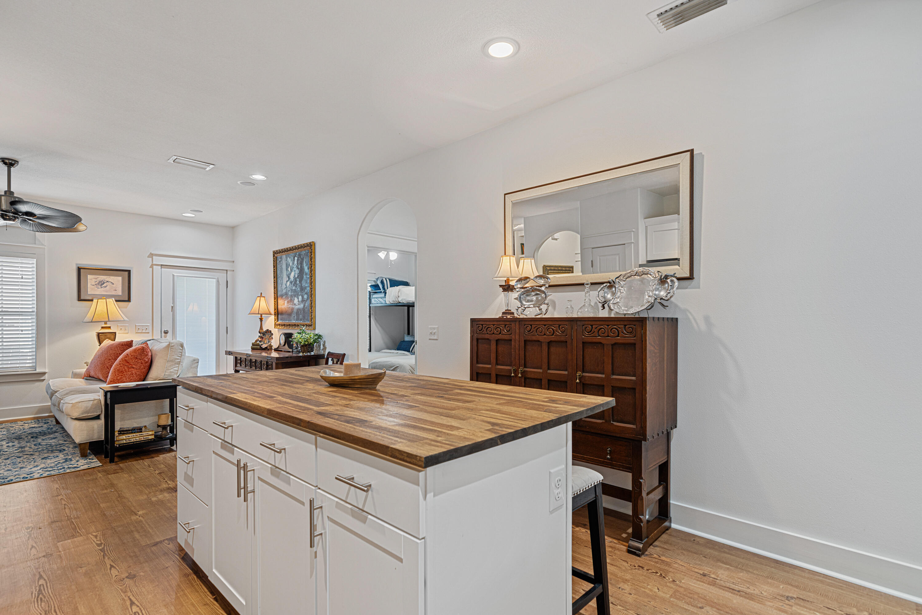 PARADISE GROVE - Residential