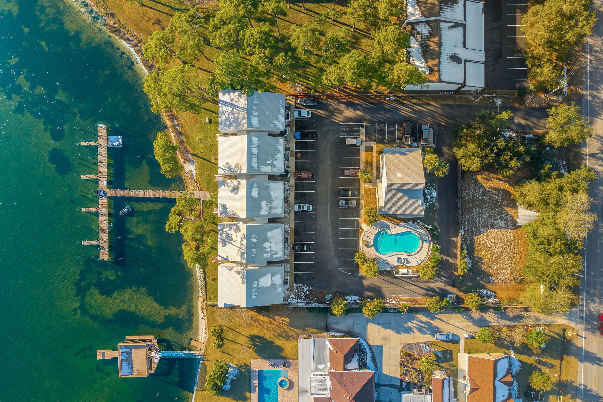 DOCKSIDE NORTH CONDO - Residential
