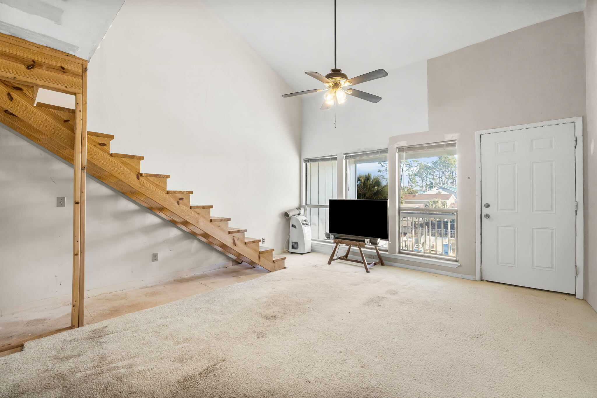 DOCKSIDE NORTH CONDO - Residential