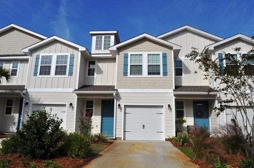 Only minutes from South Walton's most beautiful beaches and seaside living along Scenic 30A. Conveniently located in the heart of Santa Rosa Beach. Close to the hospital, shopping, restaurants and entertainment.Water Oaks is a beautiful community with mature palms. Property features a covered front porch, one car garage, beautiful- luxury marble accents, shiplap, crown molding, tile/laminate floors and seashore inspired lighting. This townhouse is one of a kind! Beach life inspired. ***Home is unfurnished.