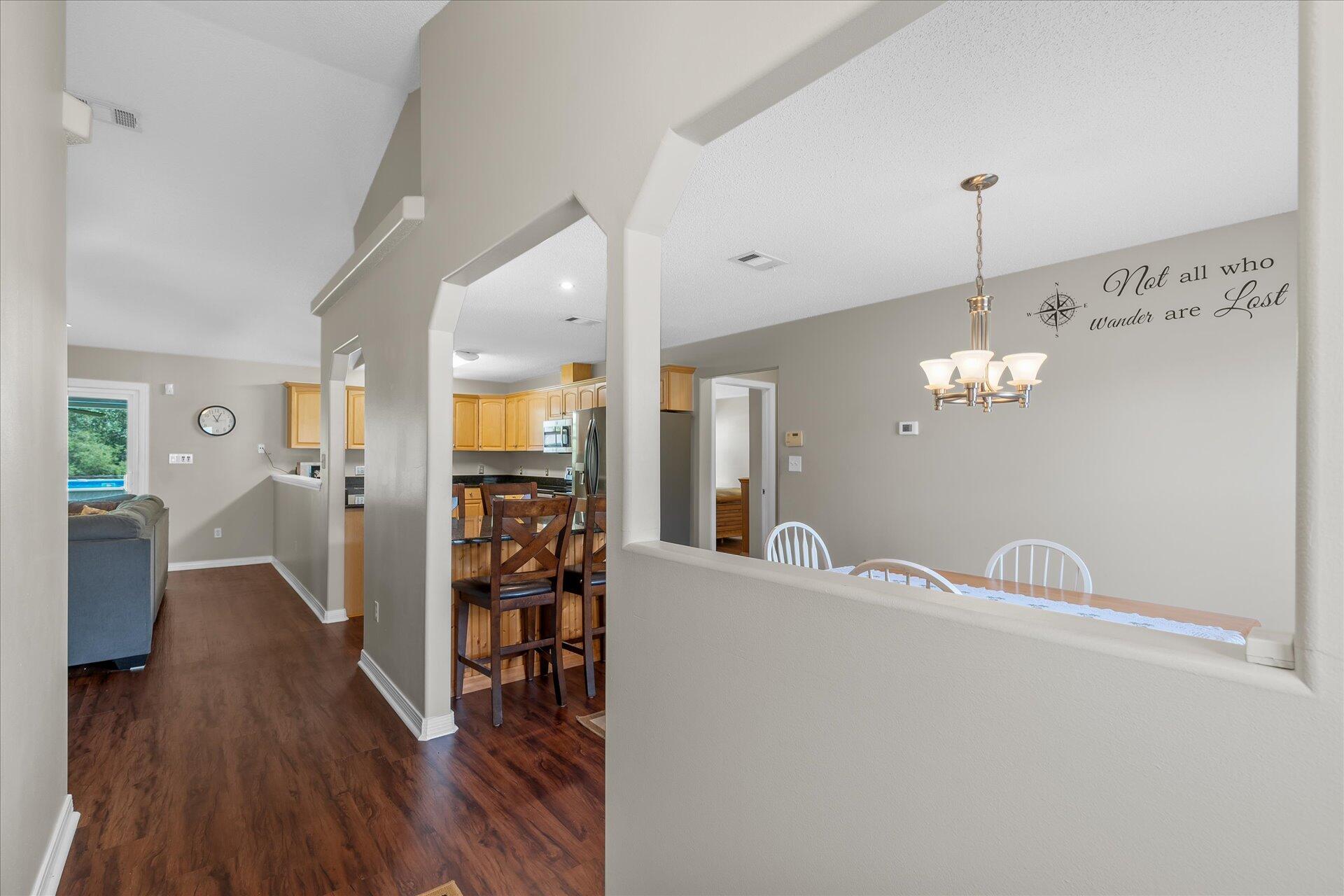 HOLLEY BY THE SEA - Residential