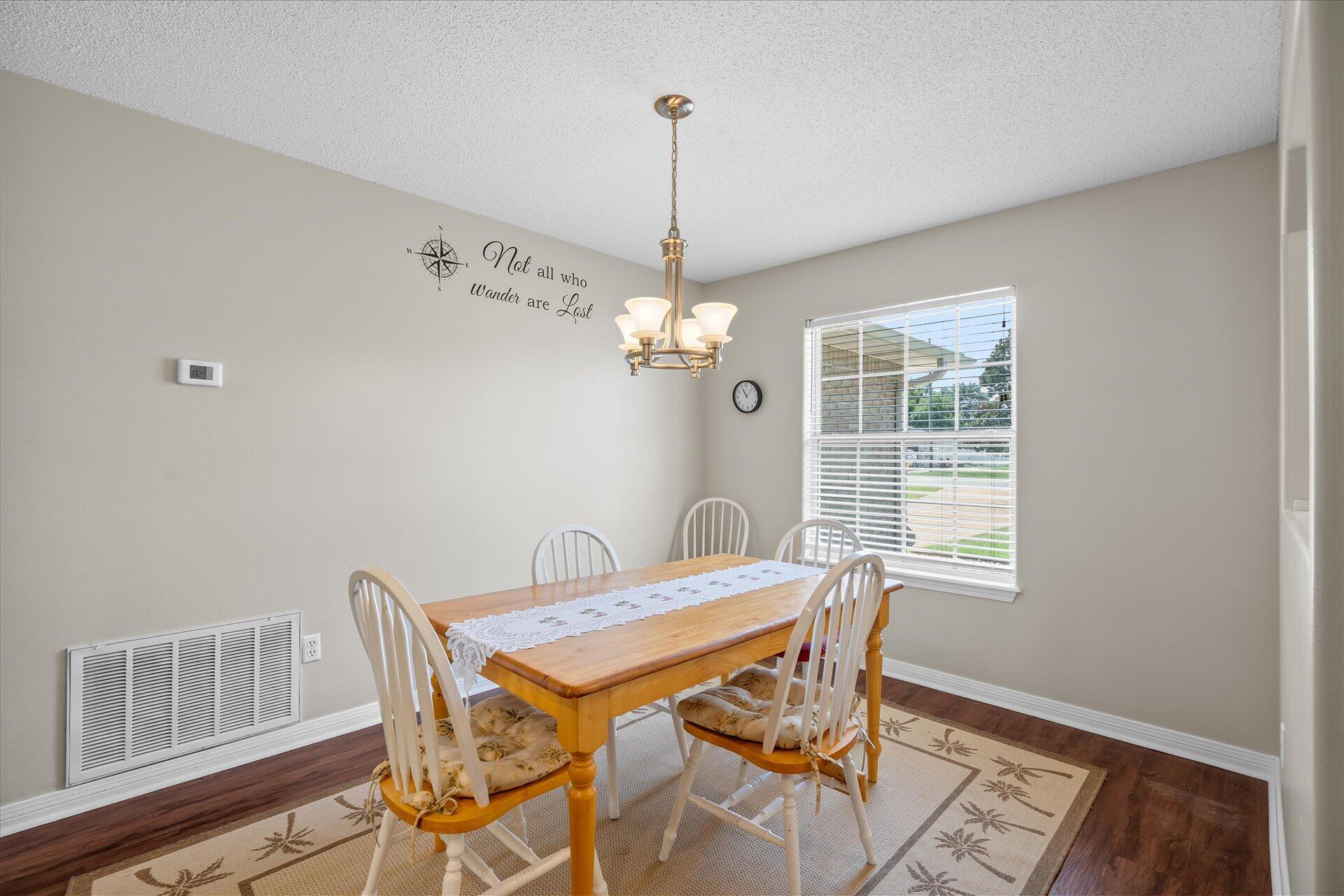 HOLLEY BY THE SEA - Residential