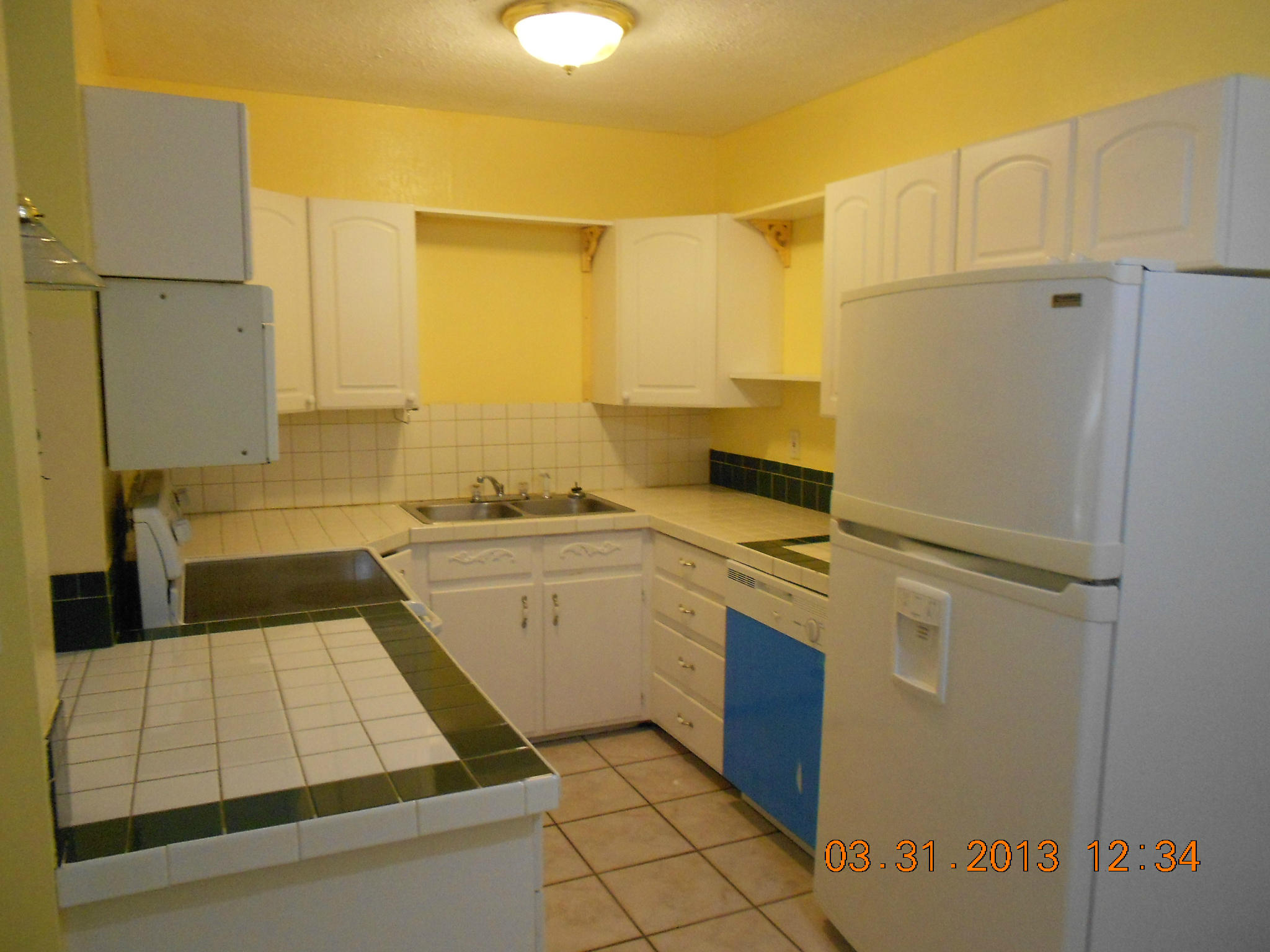 ELLIOTTS POINT 7TH ADDN - Residential Lease