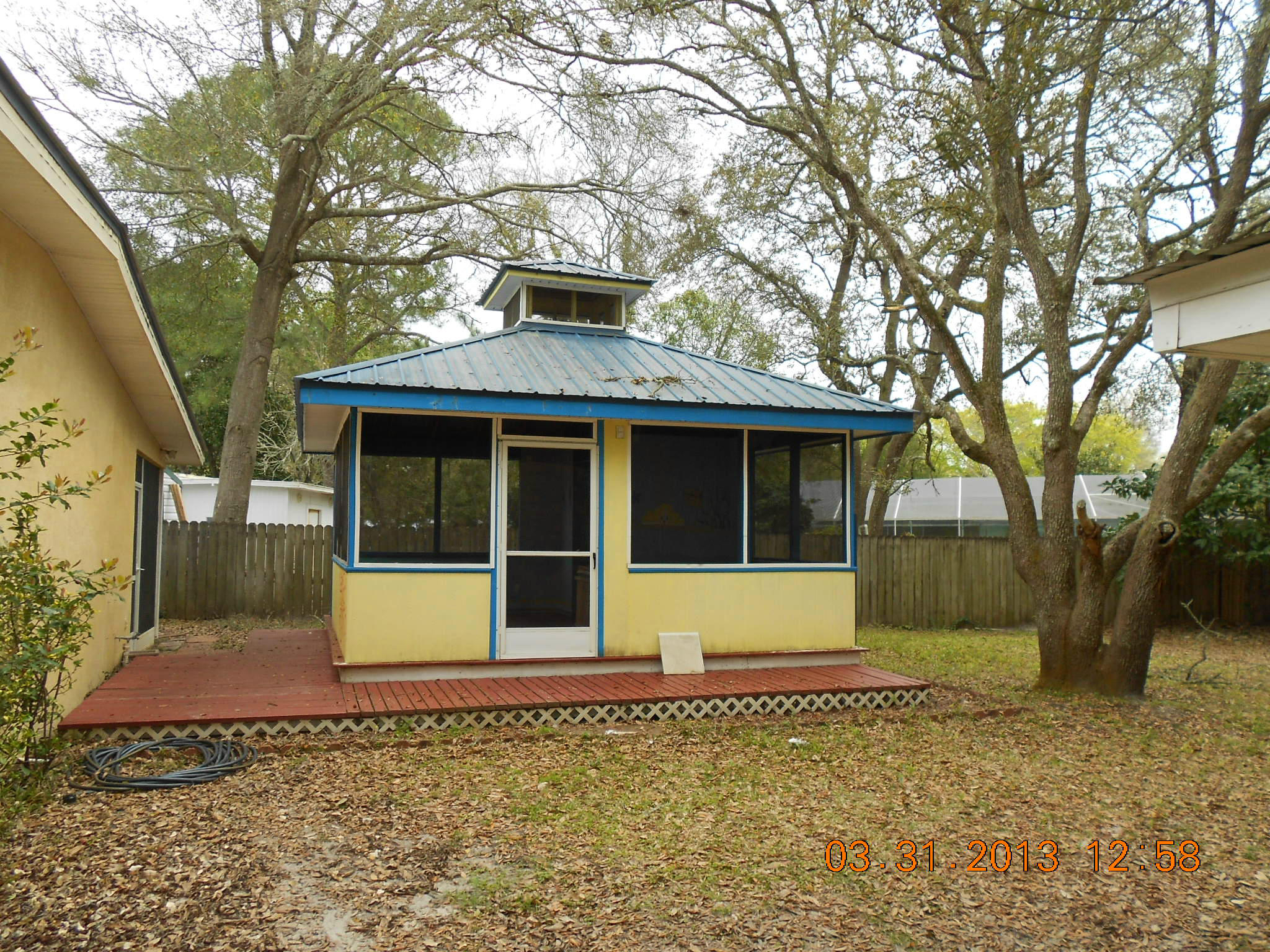 ELLIOTTS POINT 7TH ADDN - Residential Lease