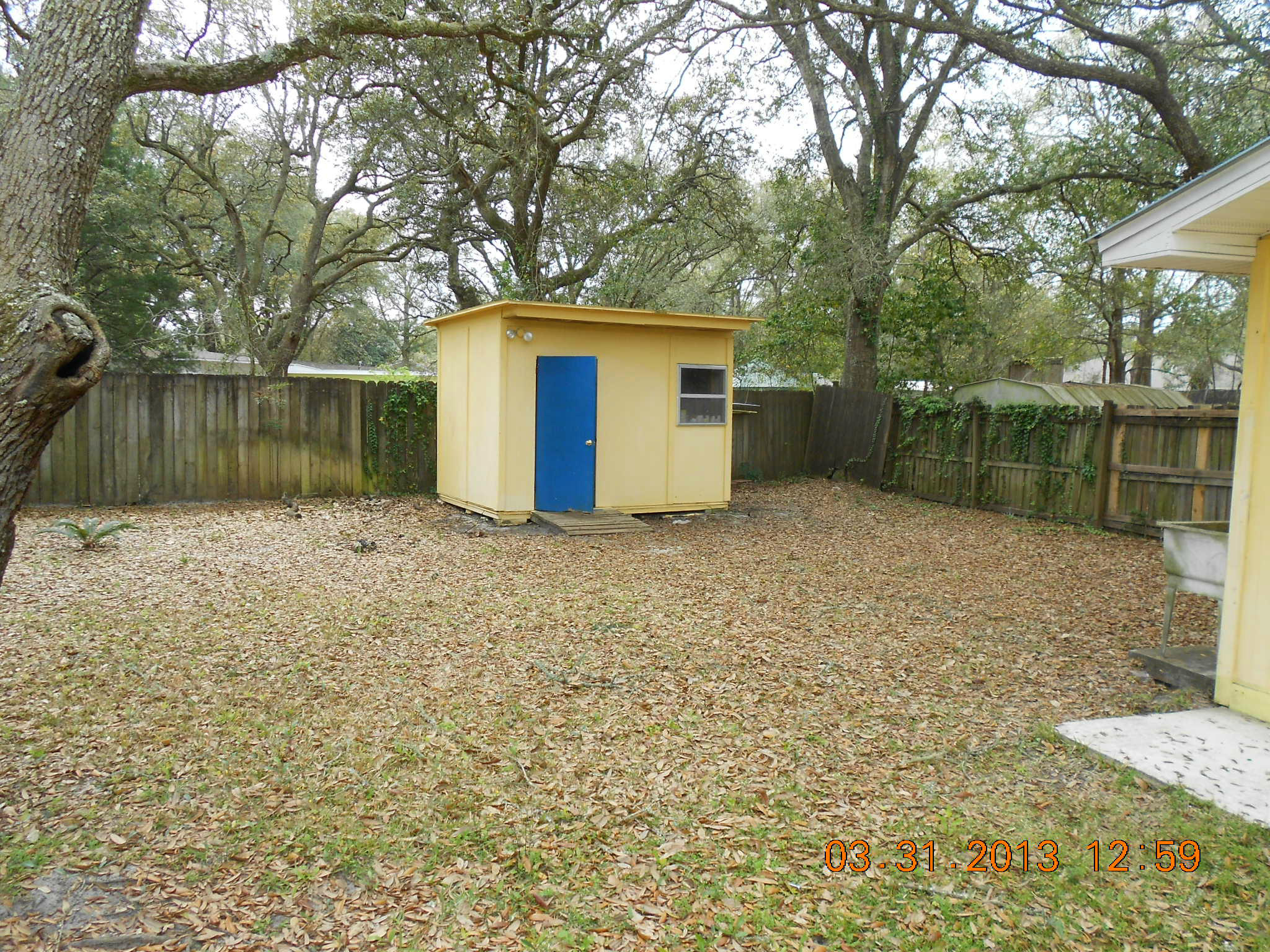 ELLIOTTS POINT 7TH ADDN - Residential Lease