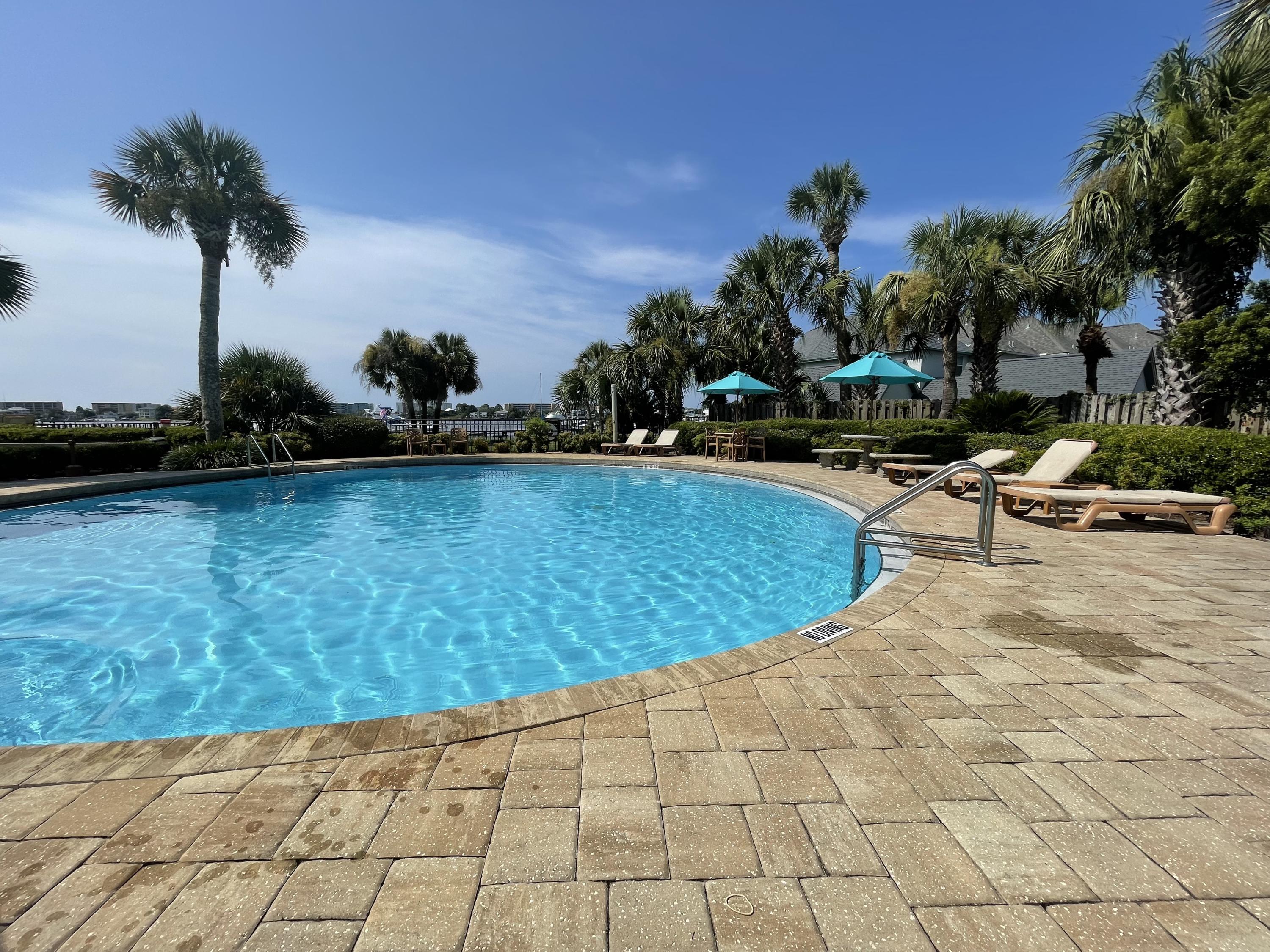 PIRATES BAY PH I - Residential