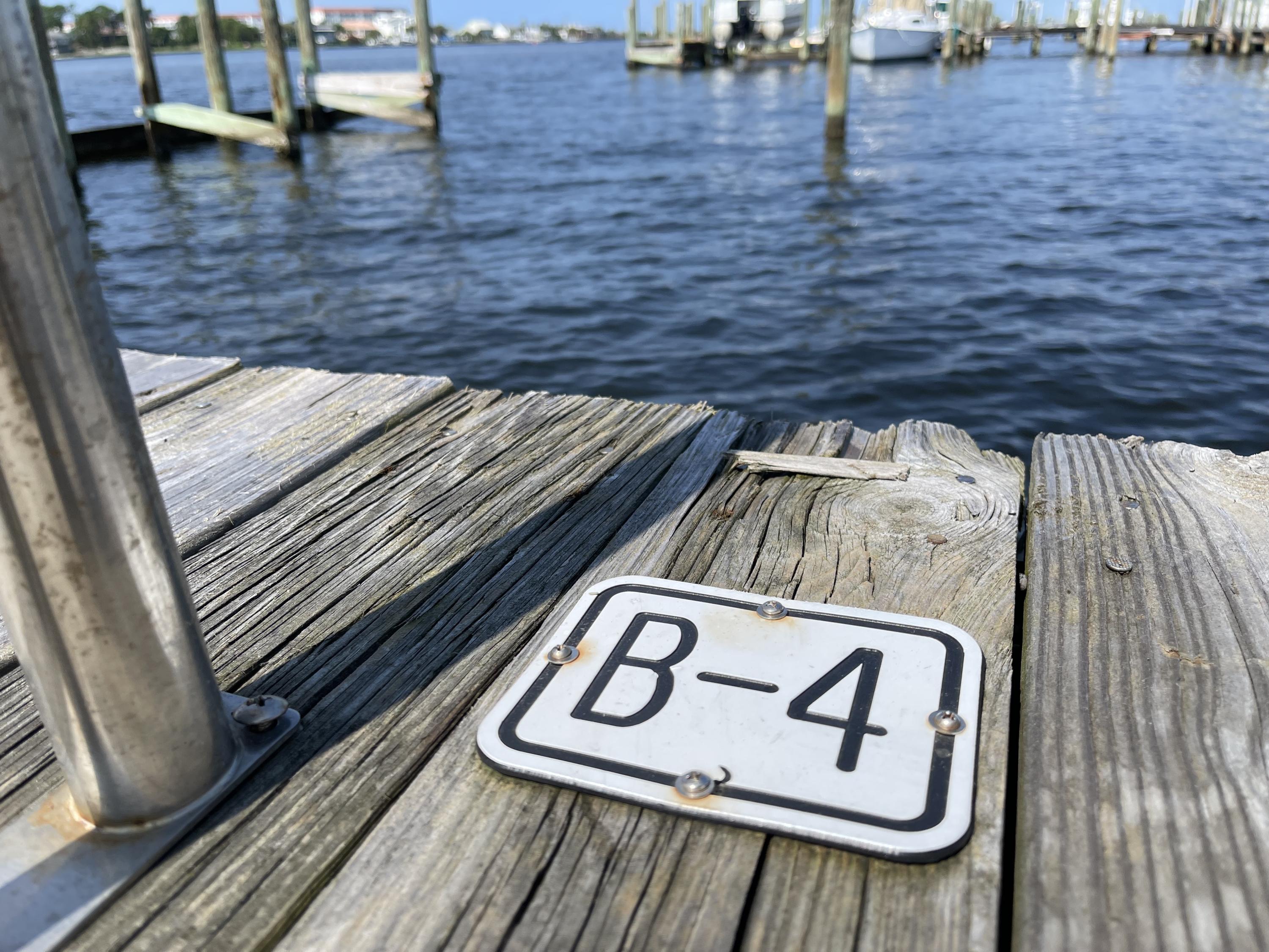 PIRATES BAY PH I - Residential