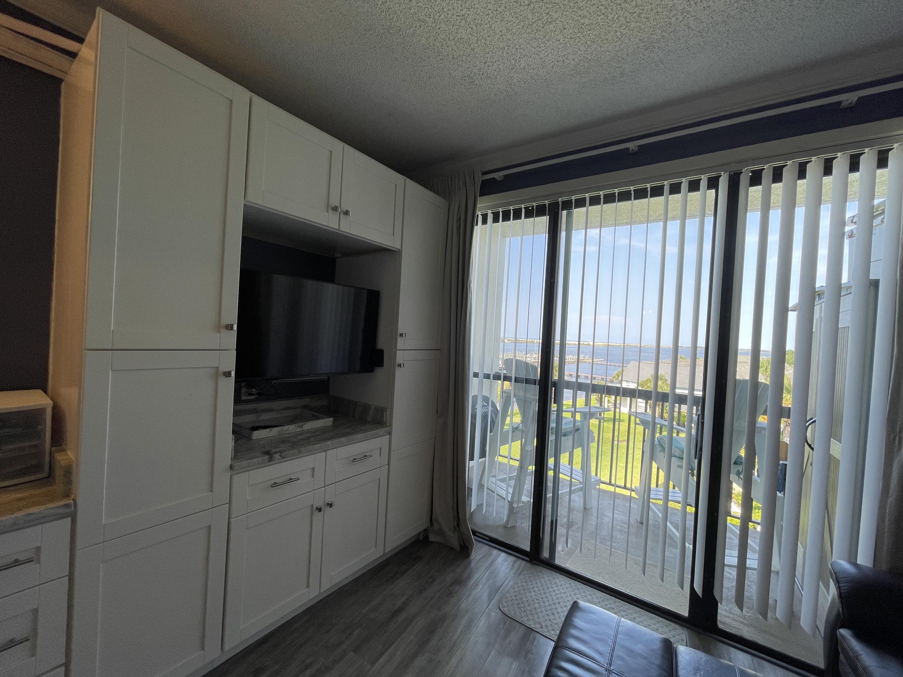 PIRATES BAY PH I - Residential