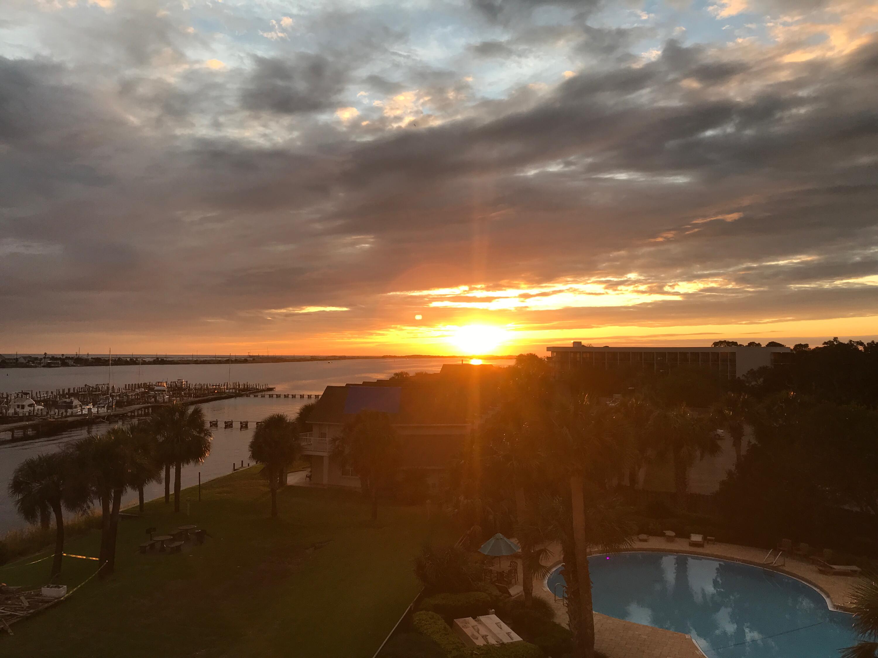 PIRATES BAY PH I - Residential