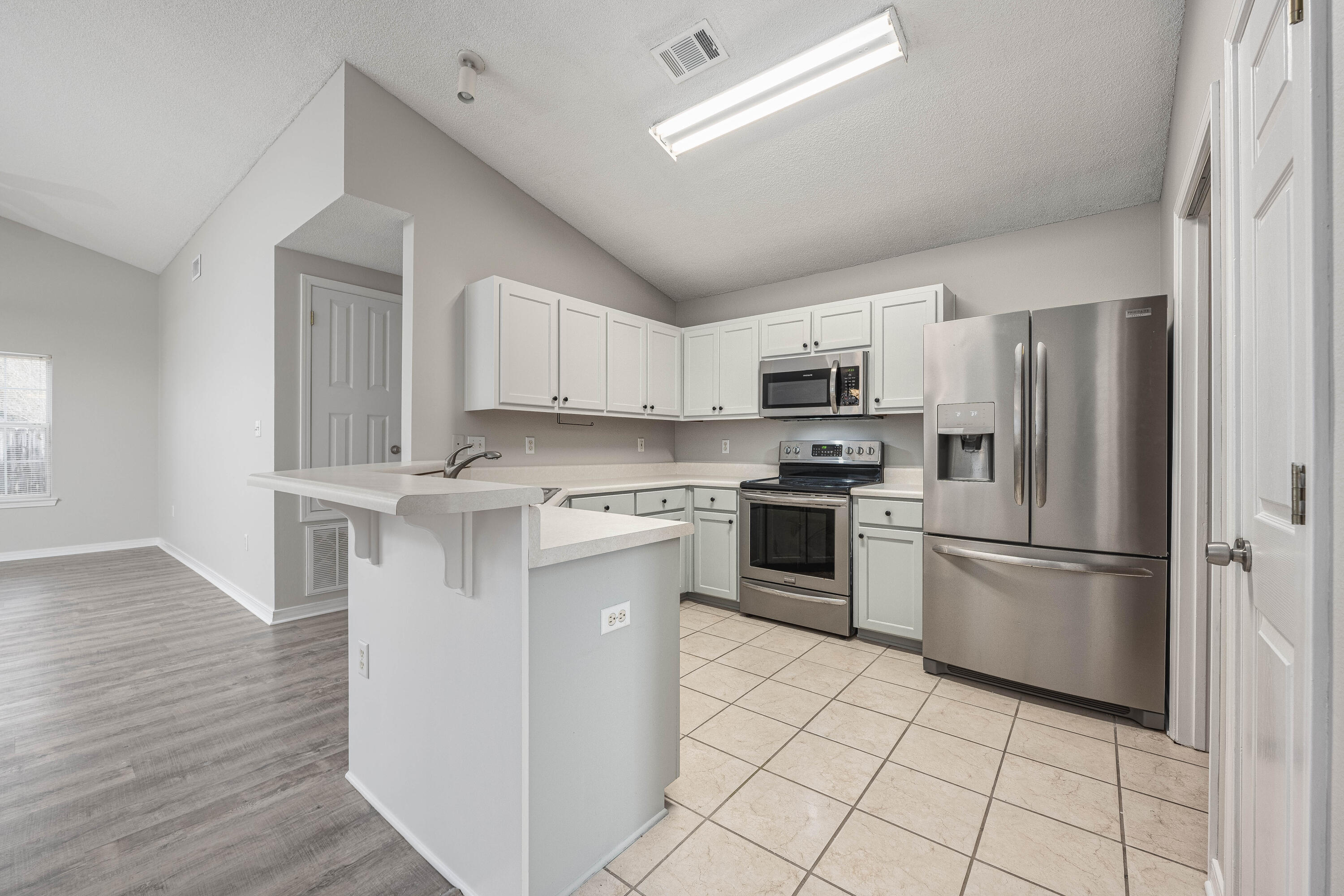 EMERALD VILLAGE S/D - Residential