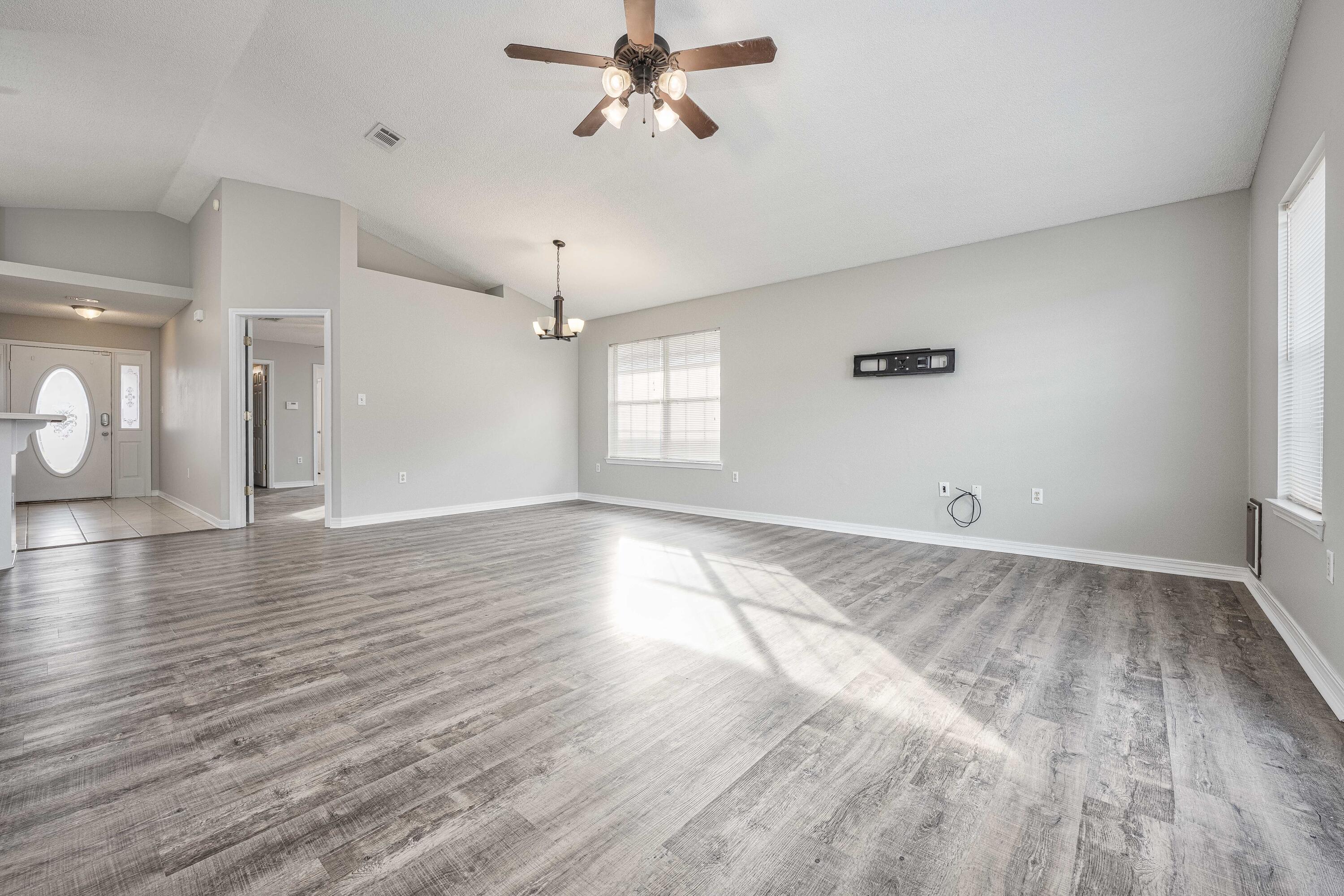 EMERALD VILLAGE S/D - Residential