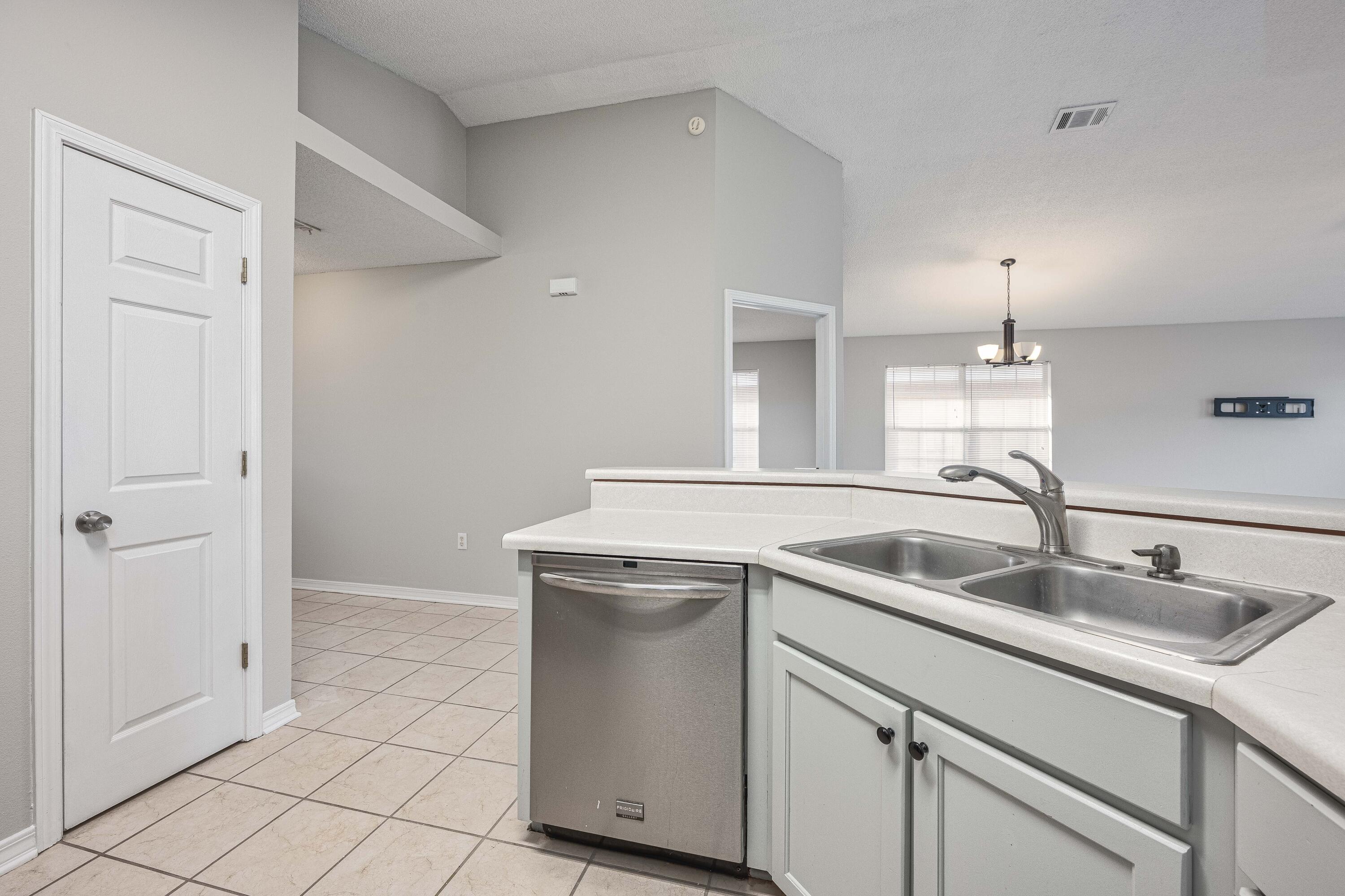 EMERALD VILLAGE S/D - Residential