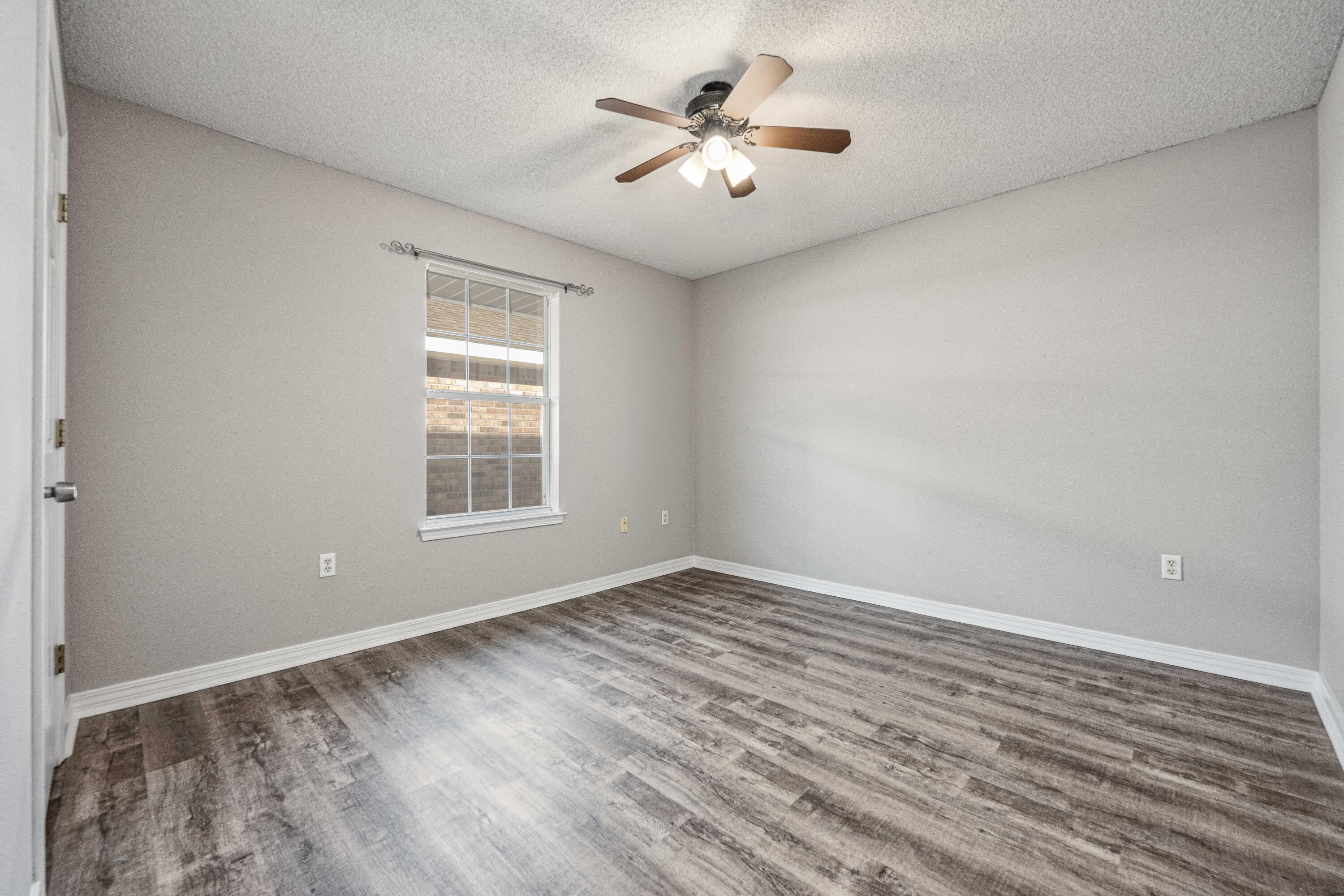 EMERALD VILLAGE S/D - Residential