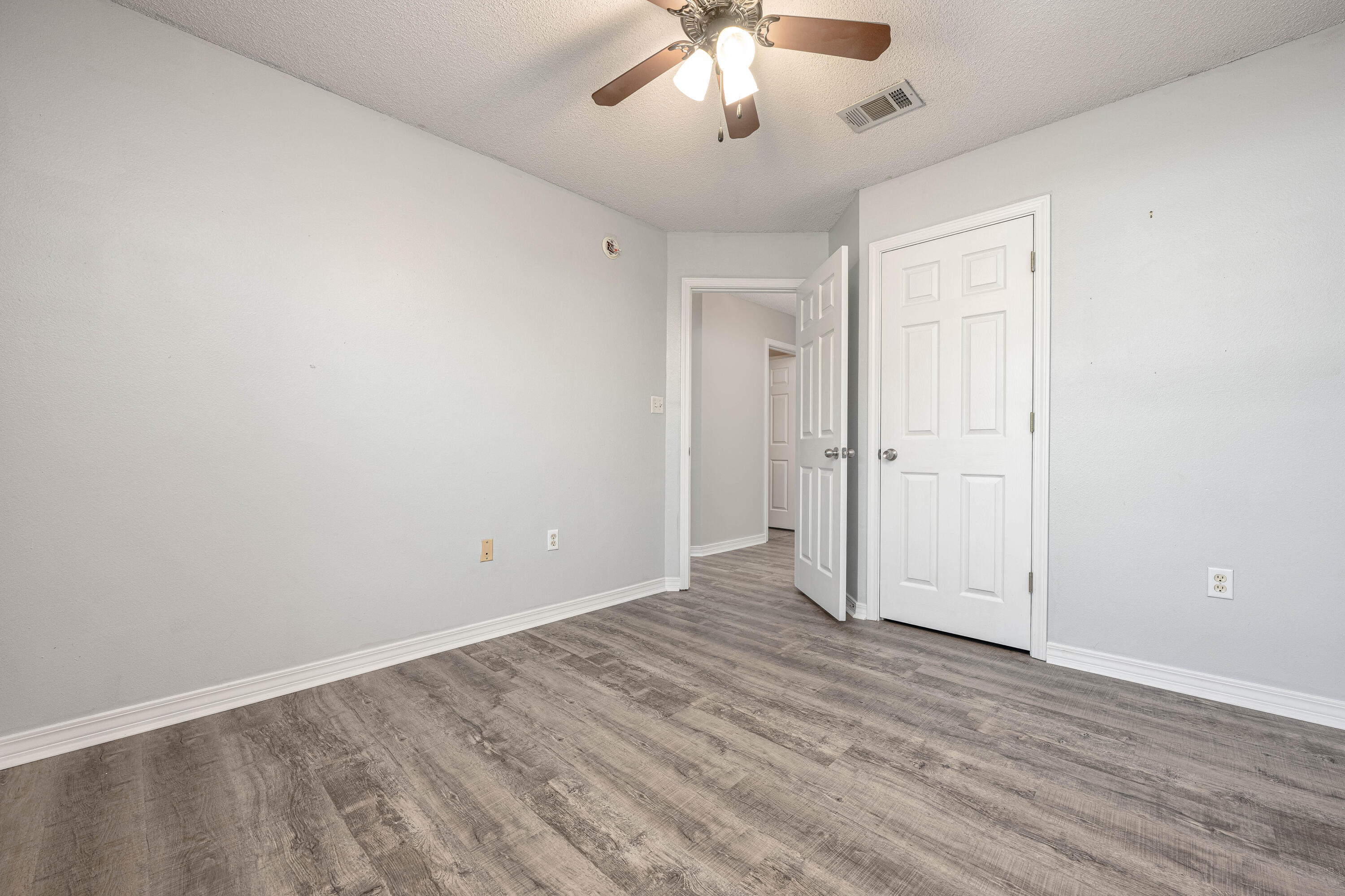 EMERALD VILLAGE S/D - Residential