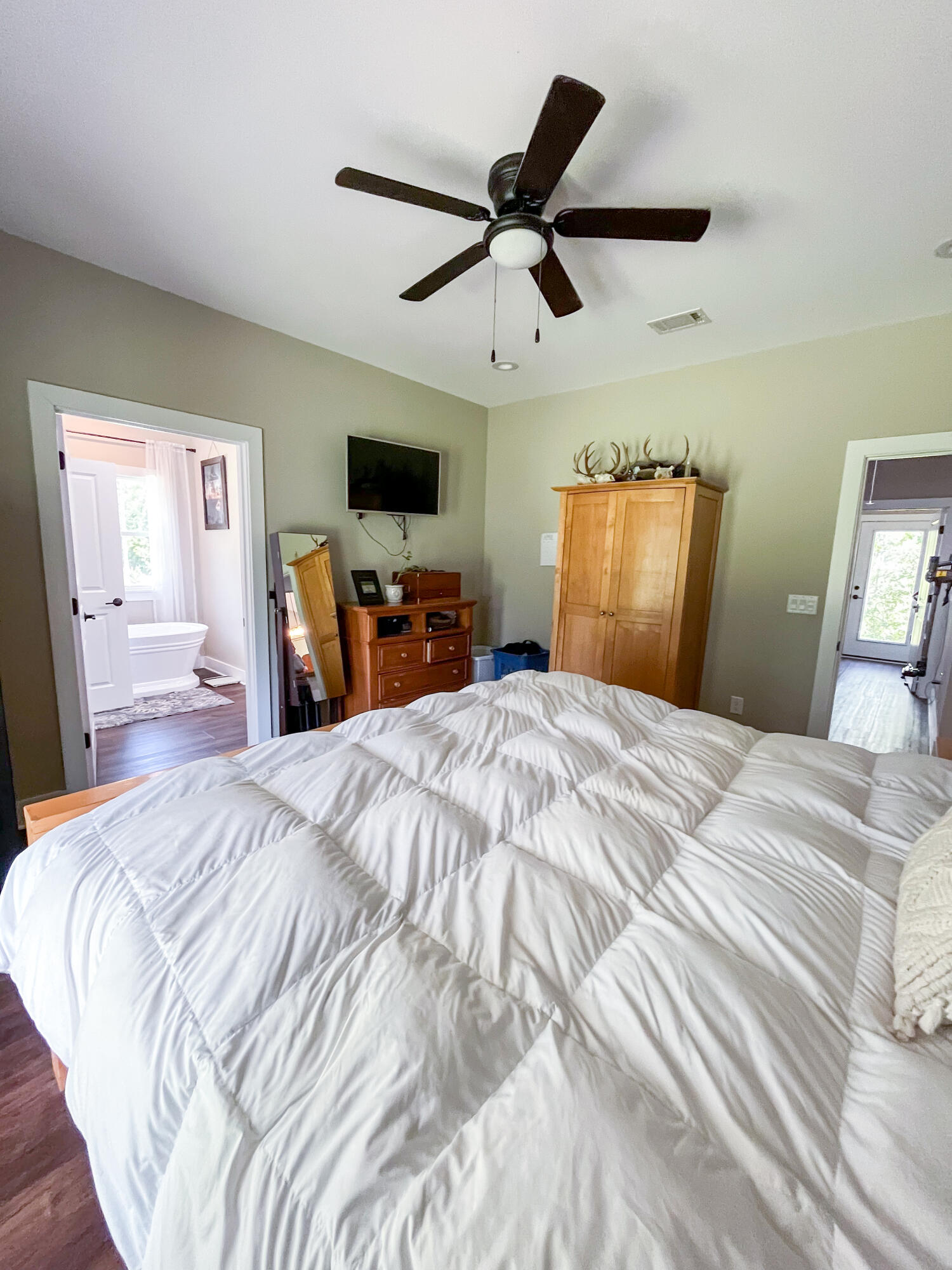 NO RECORDED SUBDIVISION - Residential