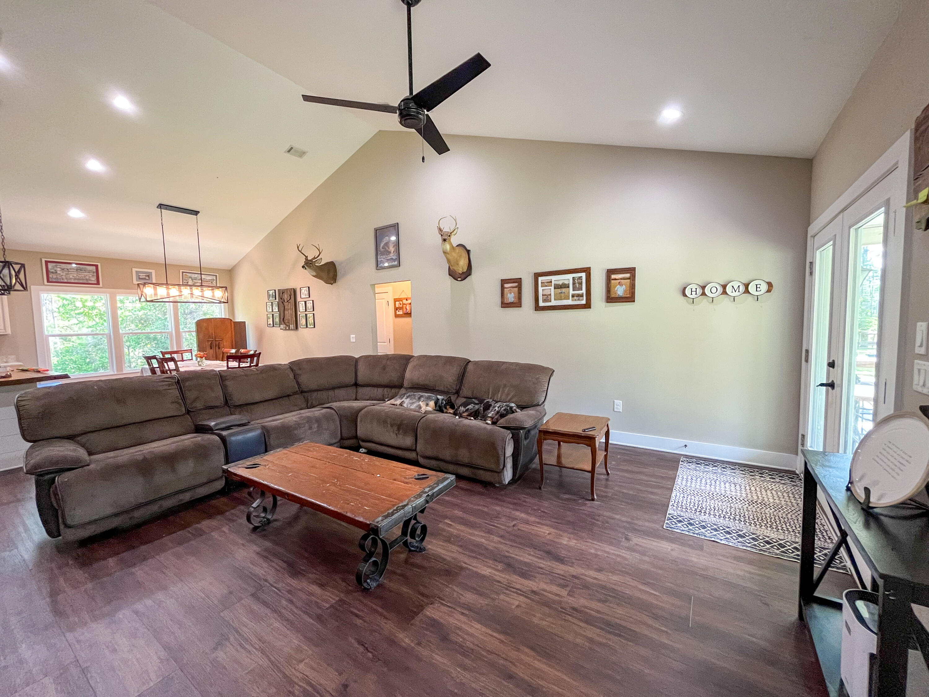 NO RECORDED SUBDIVISION - Residential