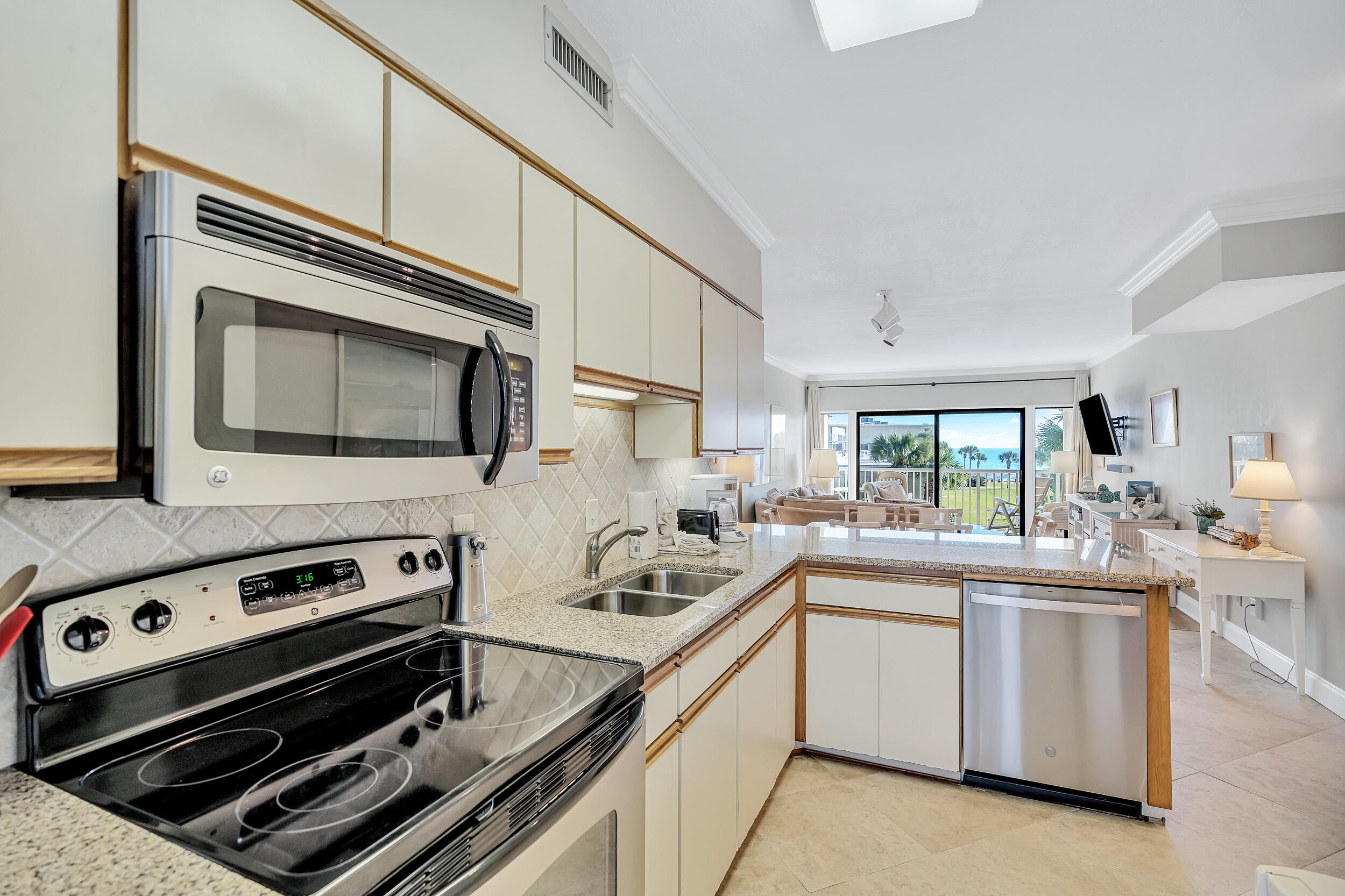 SILVER DUNES CONDO - Residential