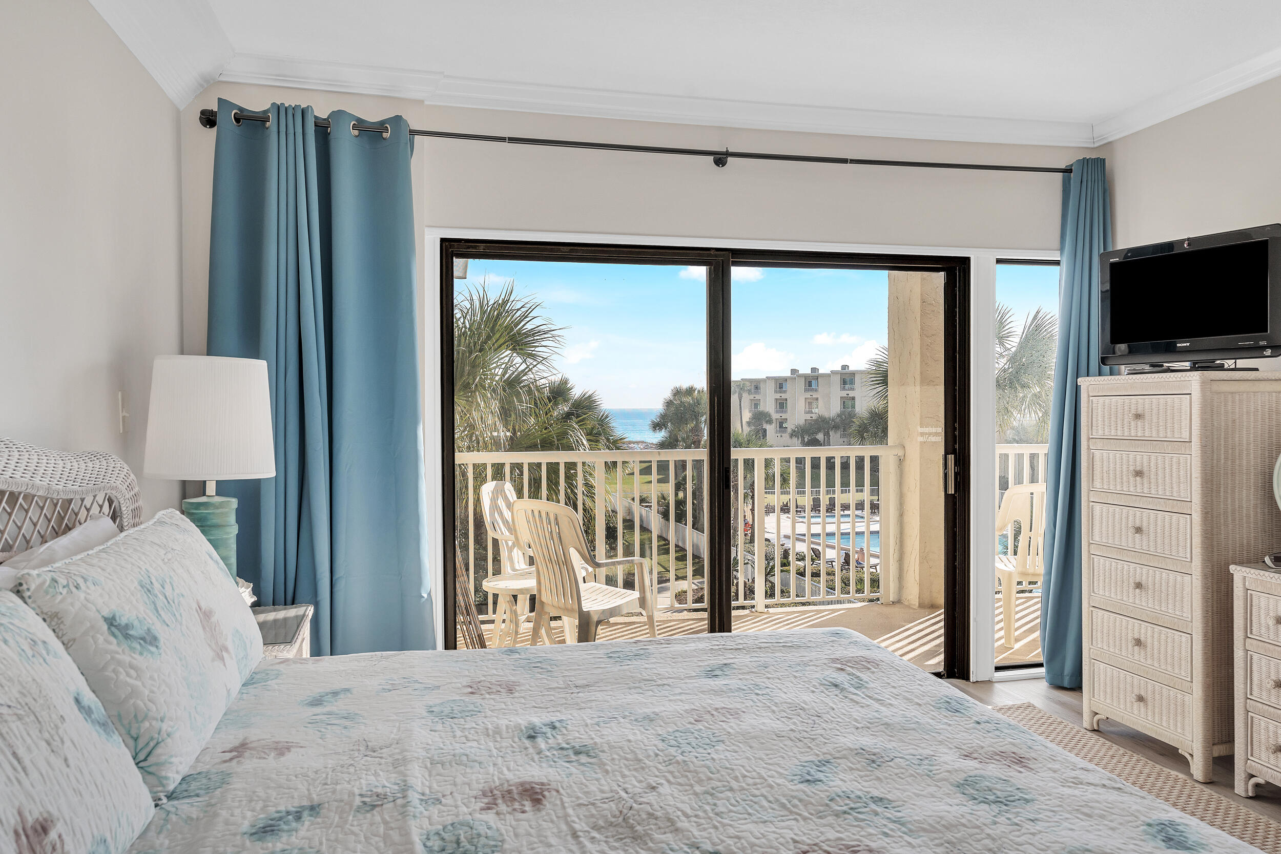 SILVER DUNES CONDO - Residential